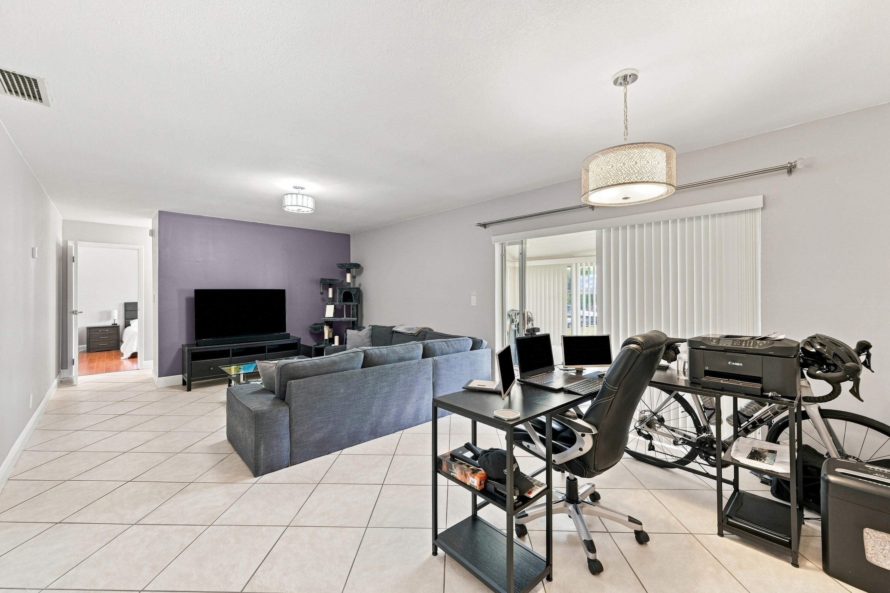 380 E Laurel Drive 5D