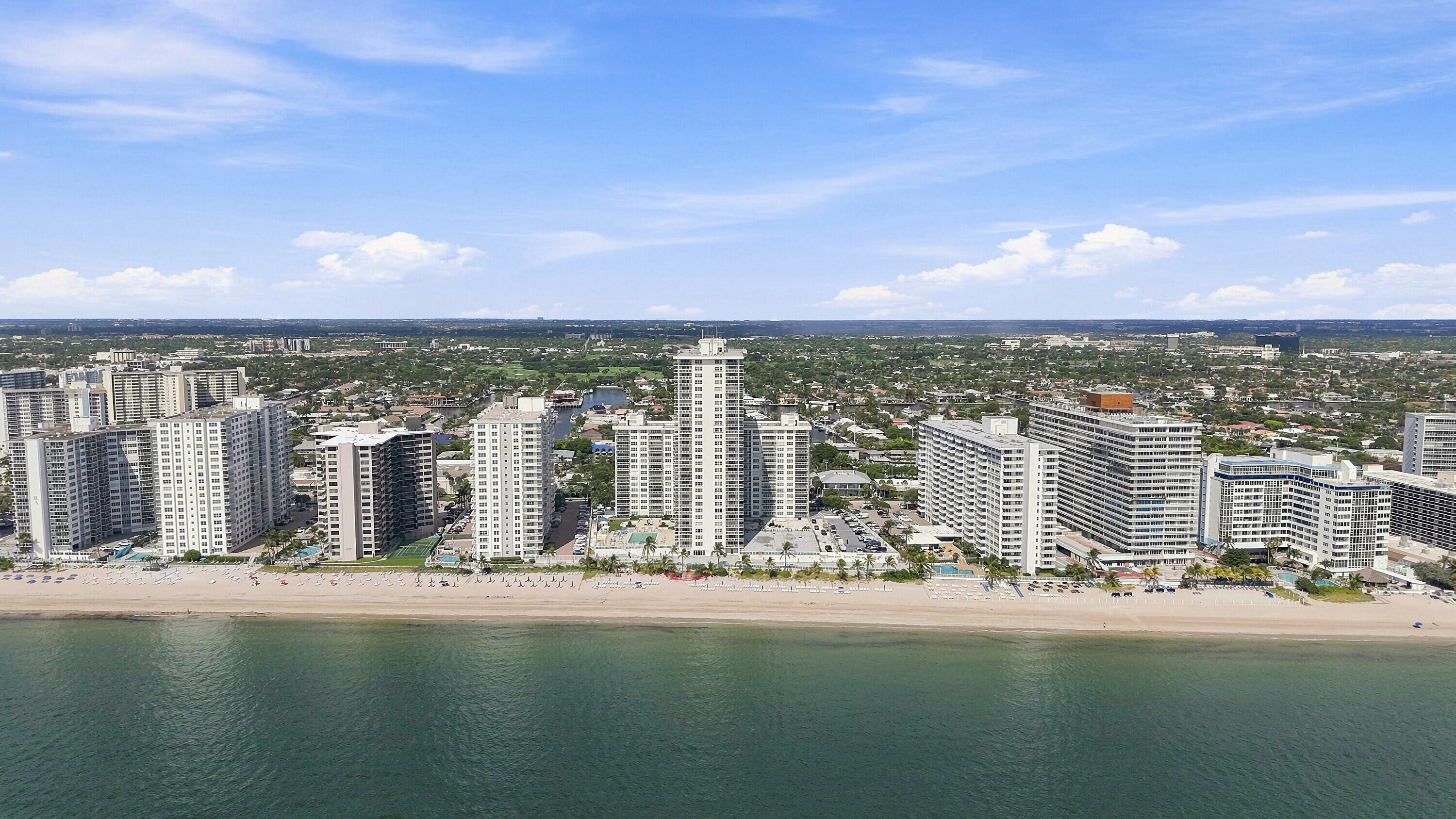 3900 Galt Ocean Drive 2415