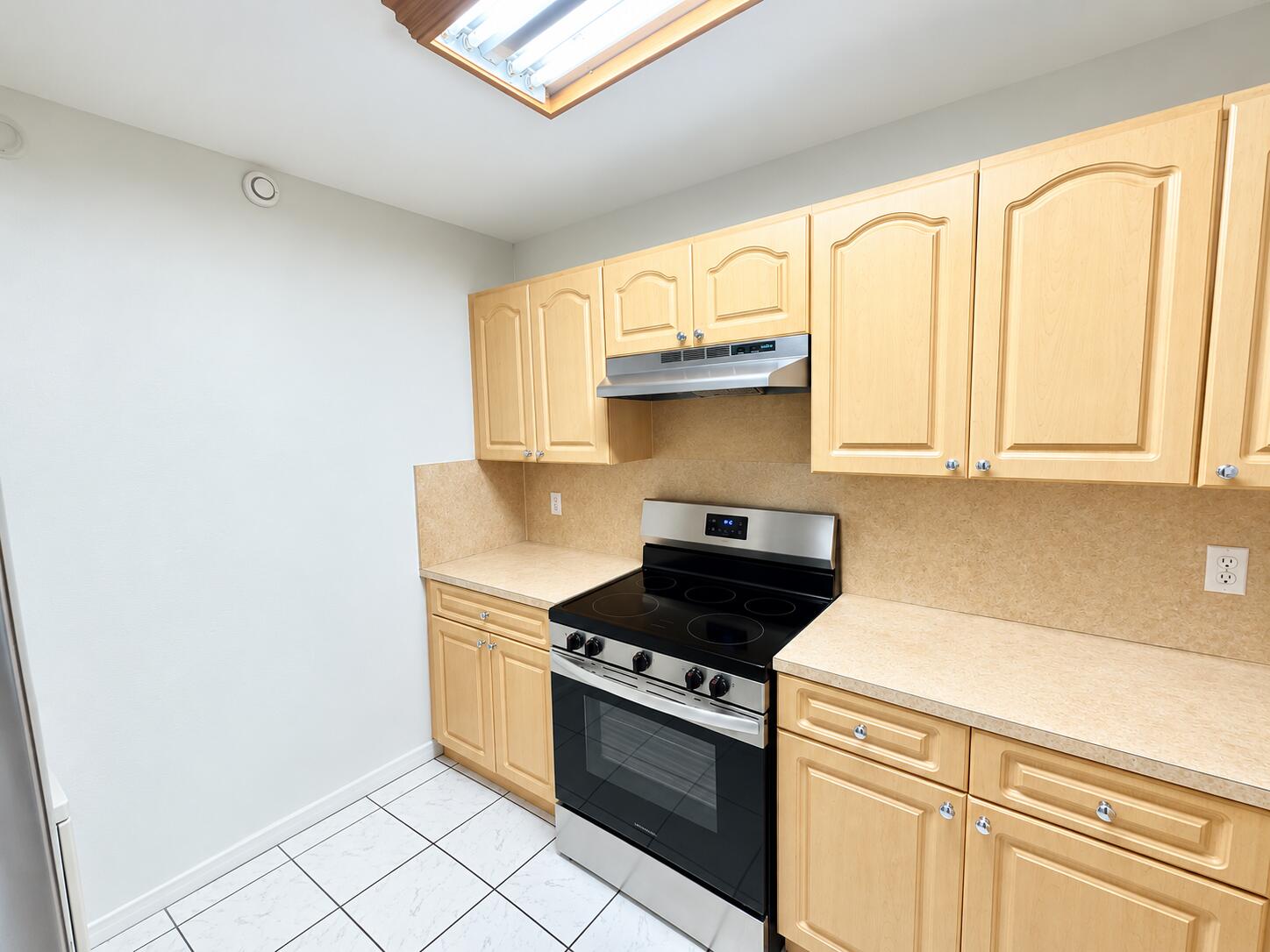 10006 WINDING LAKE Road 101