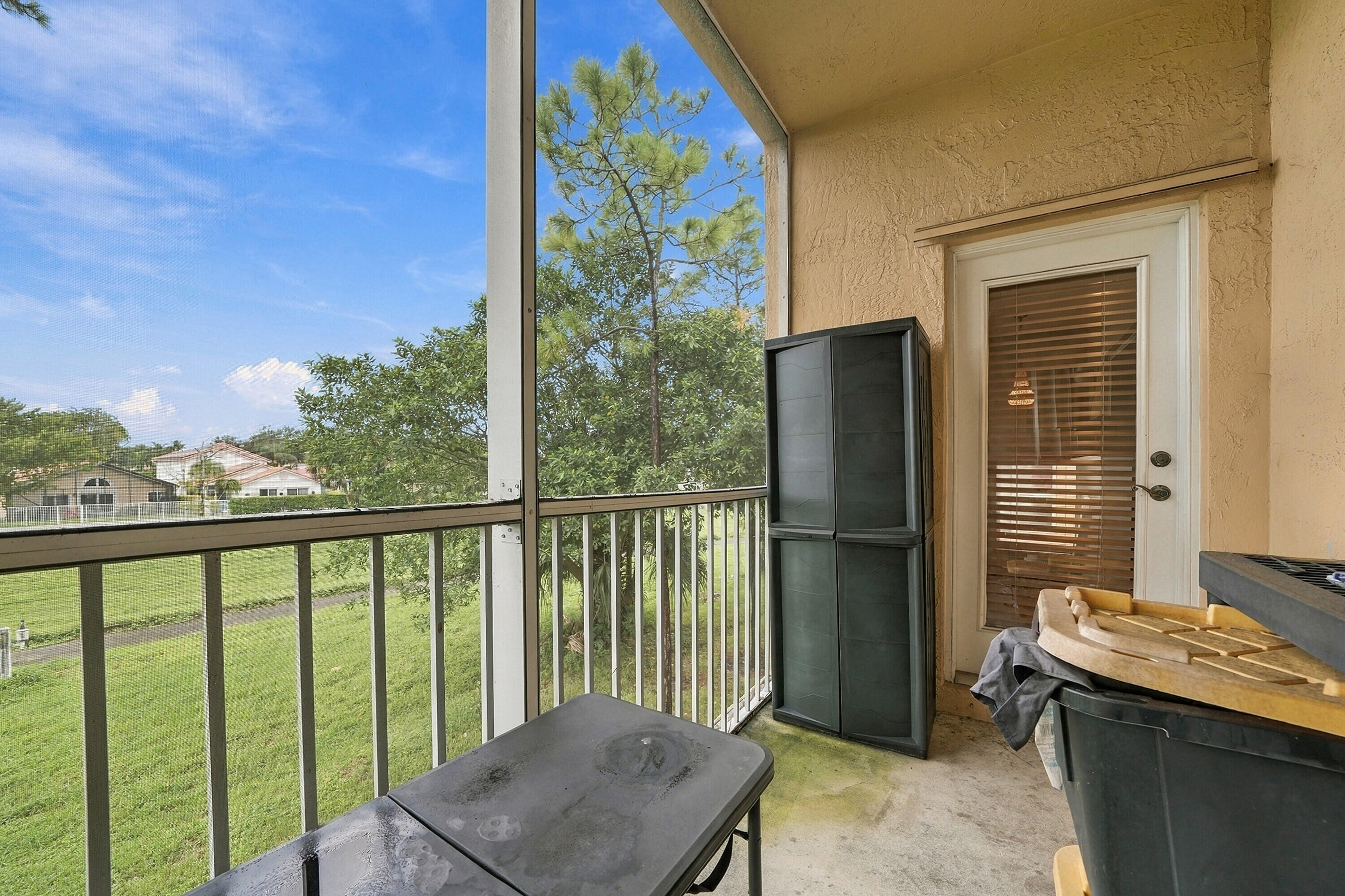 2893 Crestwood Terrace 1204