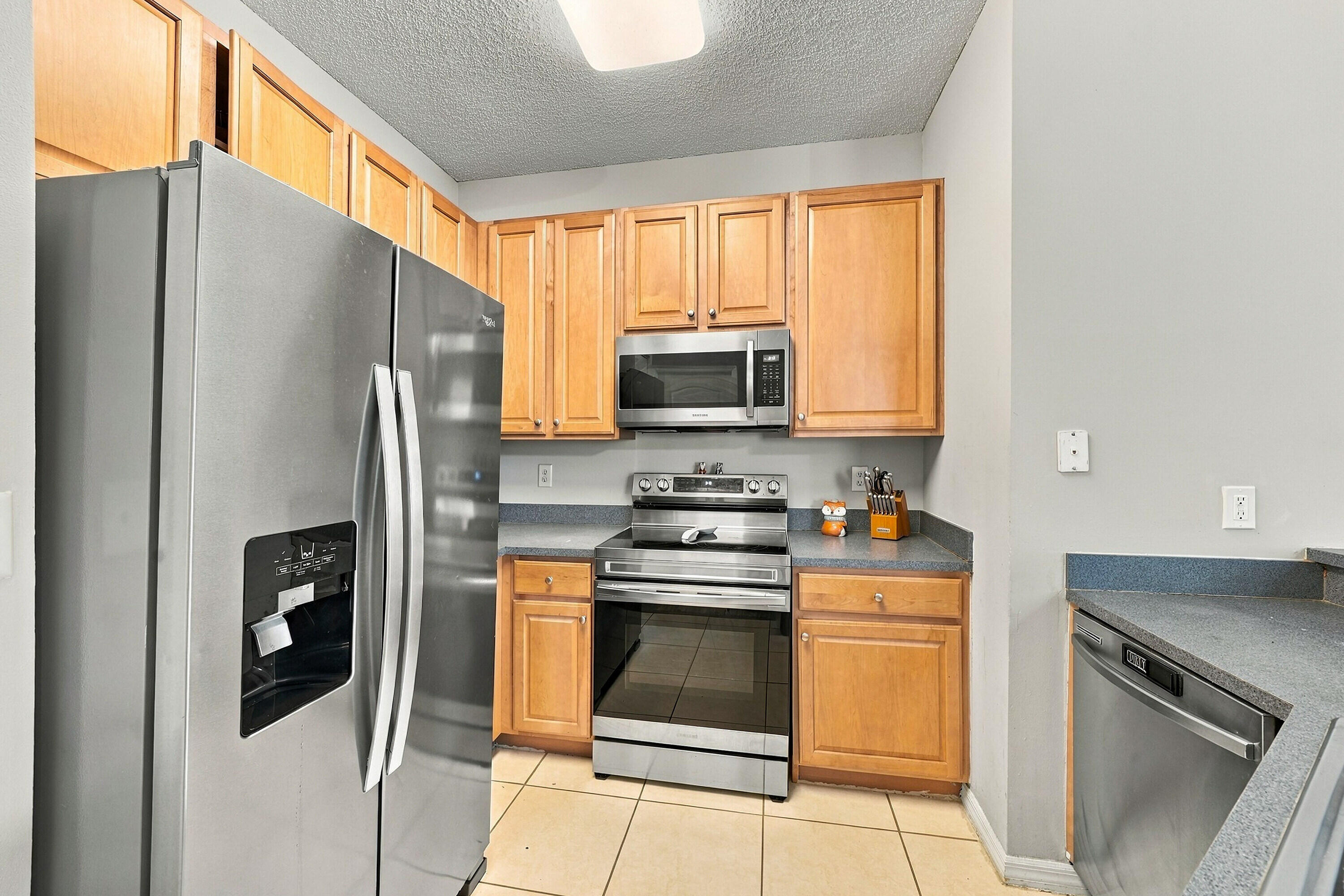 2893 Crestwood Terrace 1204