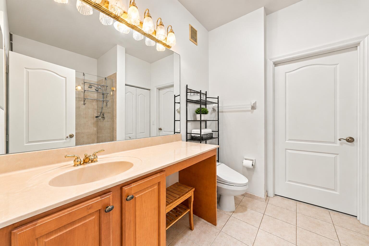 2893 Crestwood Terrace 1204