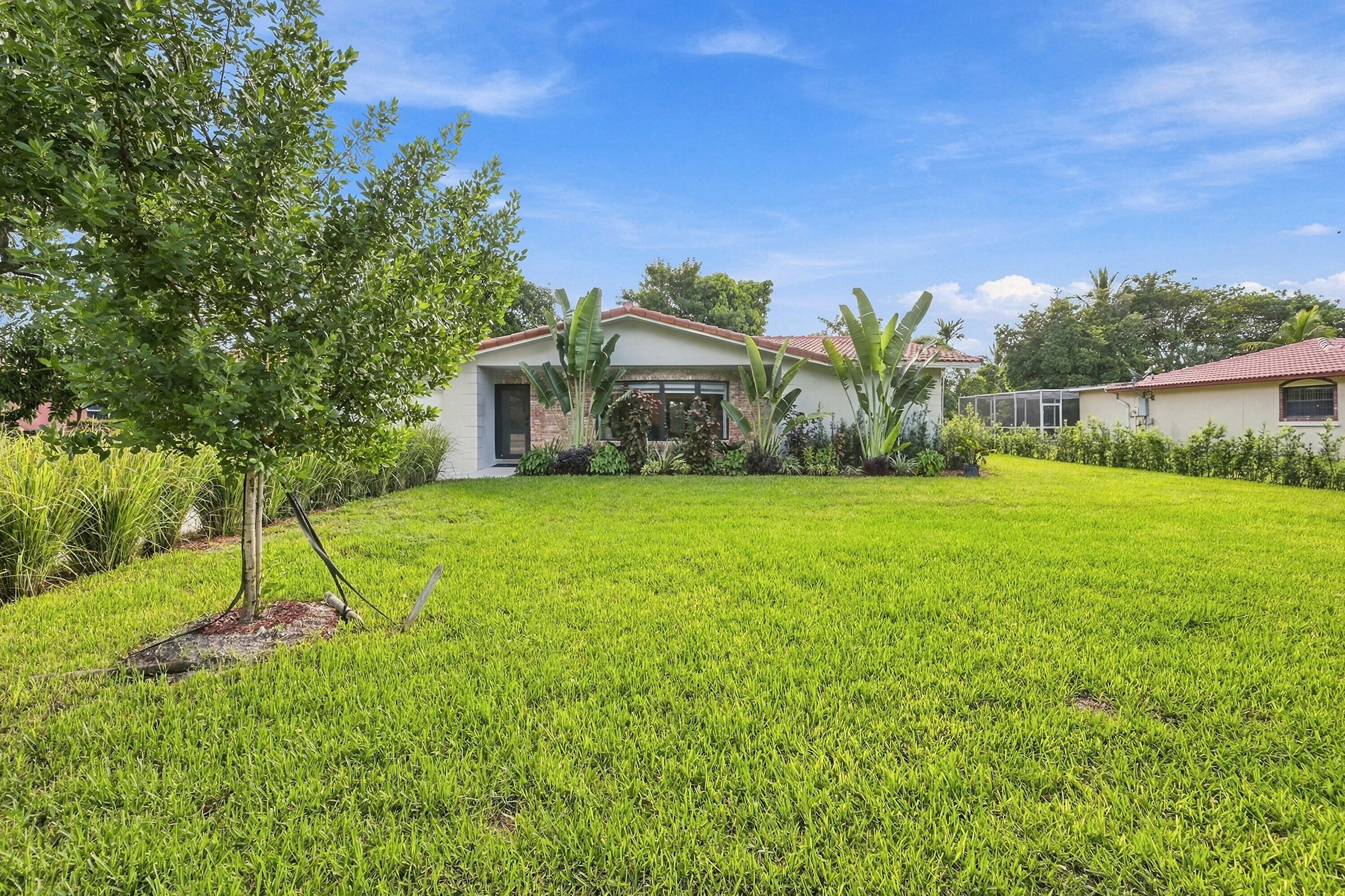 2537 NW 116TH Terrace