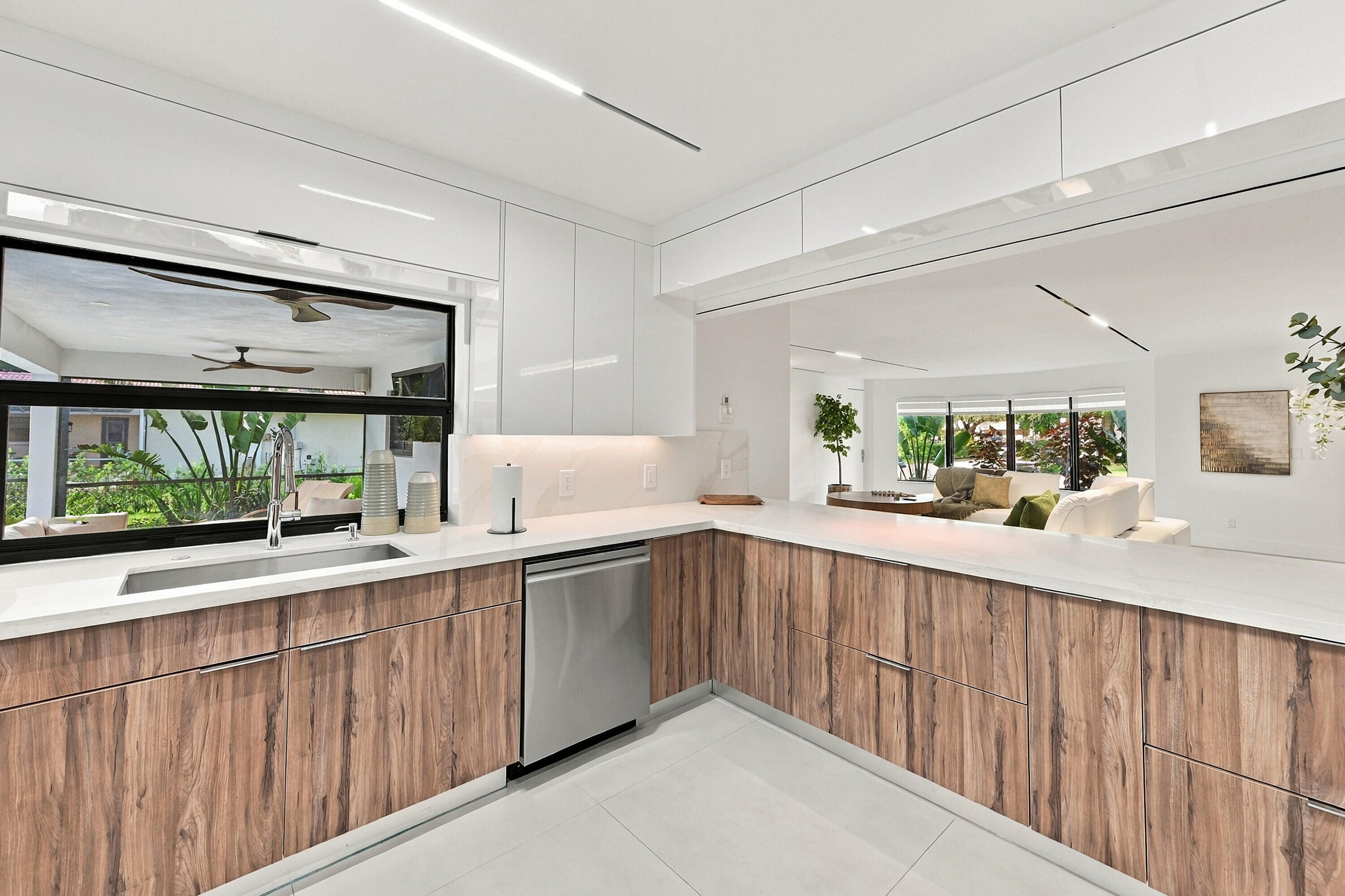 2537 NW 116TH Terrace