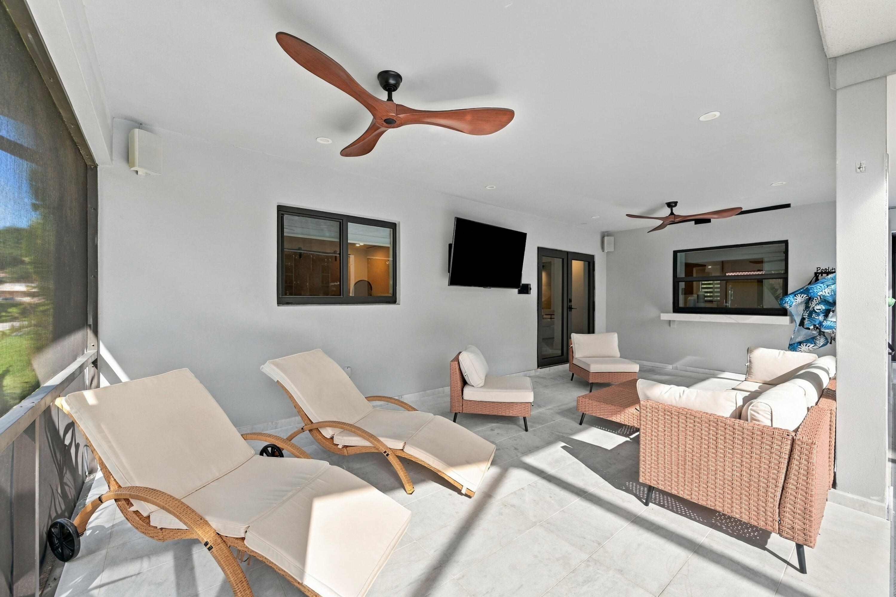 2537 NW 116TH Terrace
