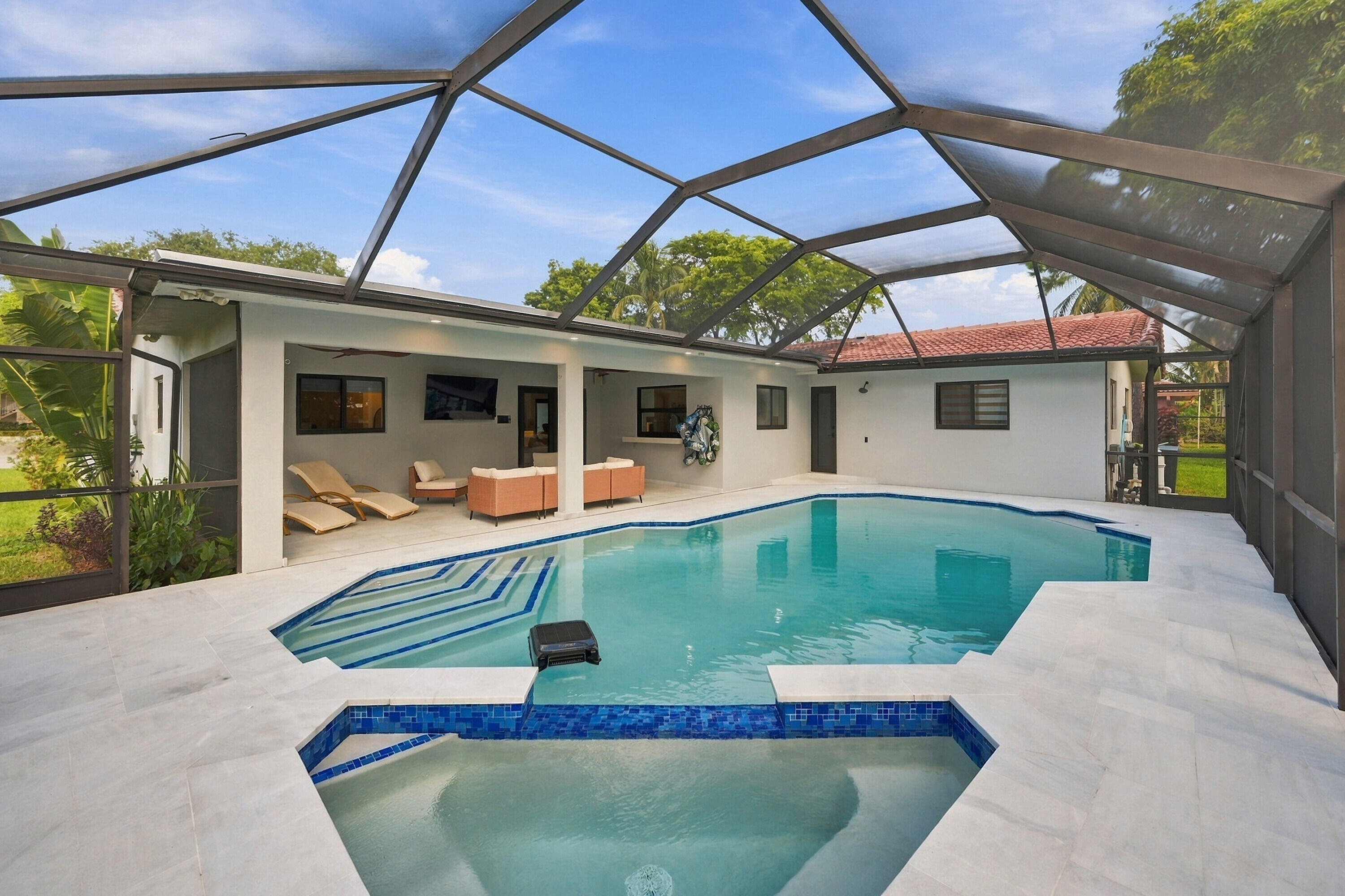 2537 NW 116TH Terrace