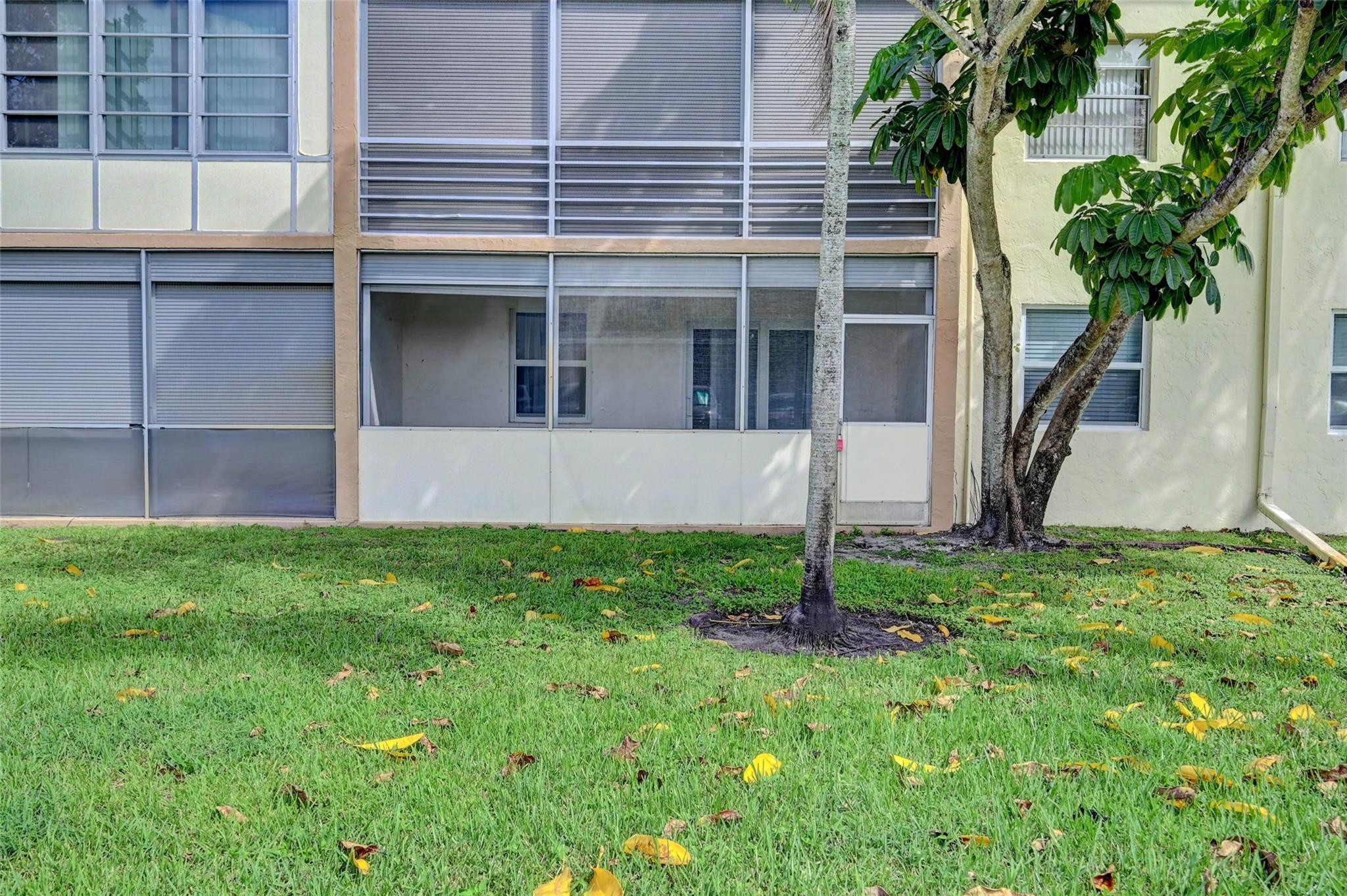 5180 E Sabal Palm Blvd Unit: 136