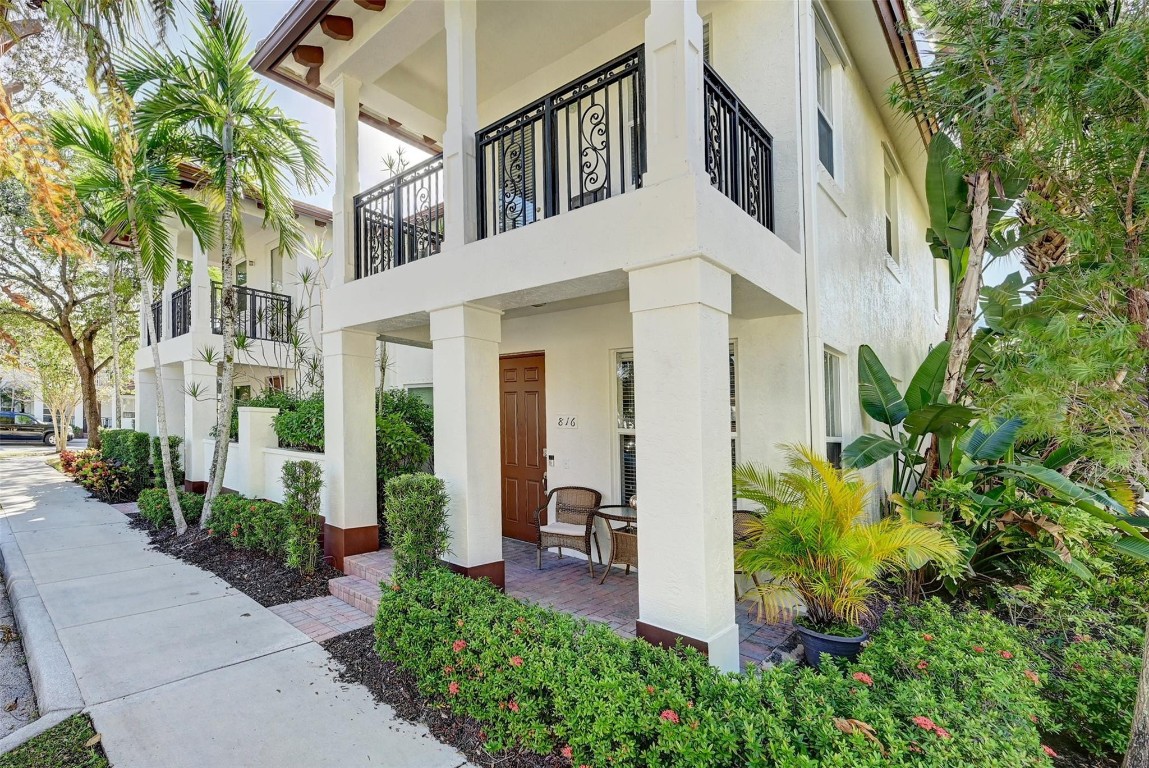 4680 Mimosa Pl Unit: 816