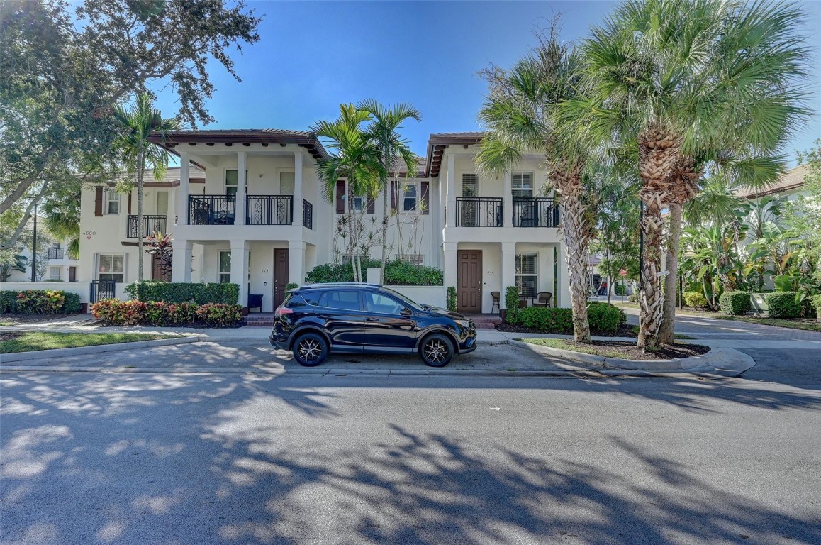 4680 Mimosa Pl Unit: 816