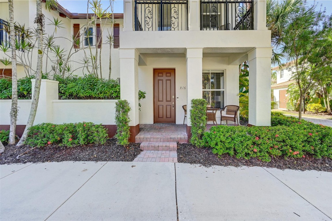 4680 Mimosa Pl Unit: 816