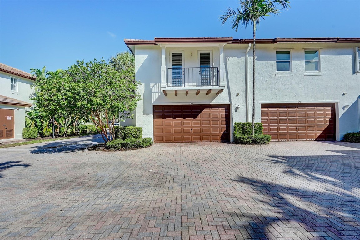 4680 Mimosa Pl Unit: 816