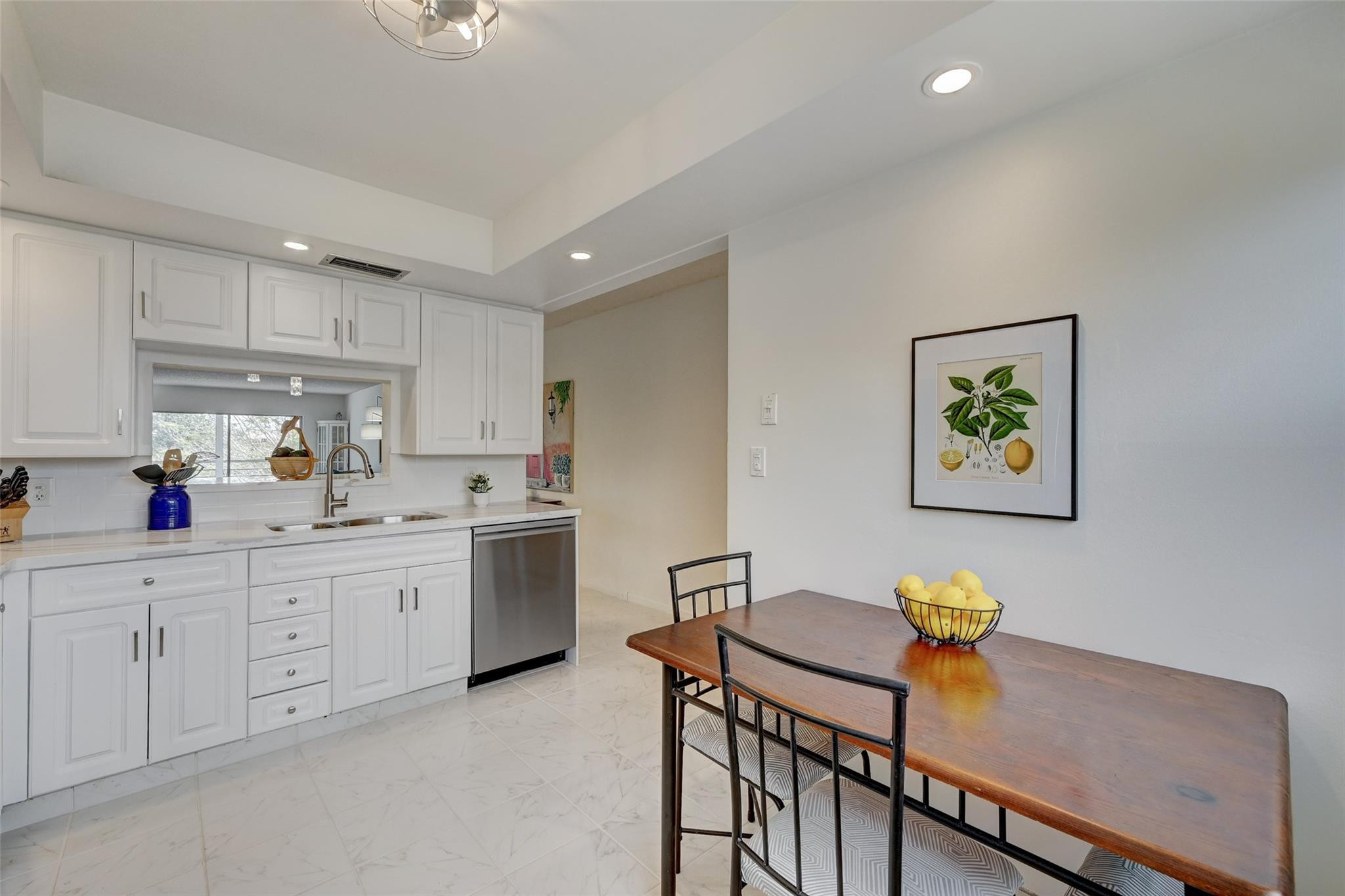 2404 Antigua Cir Unit: A4