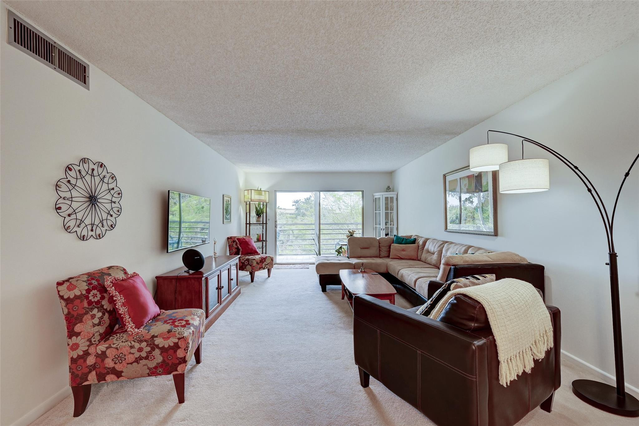 2404 Antigua Cir Unit: A4