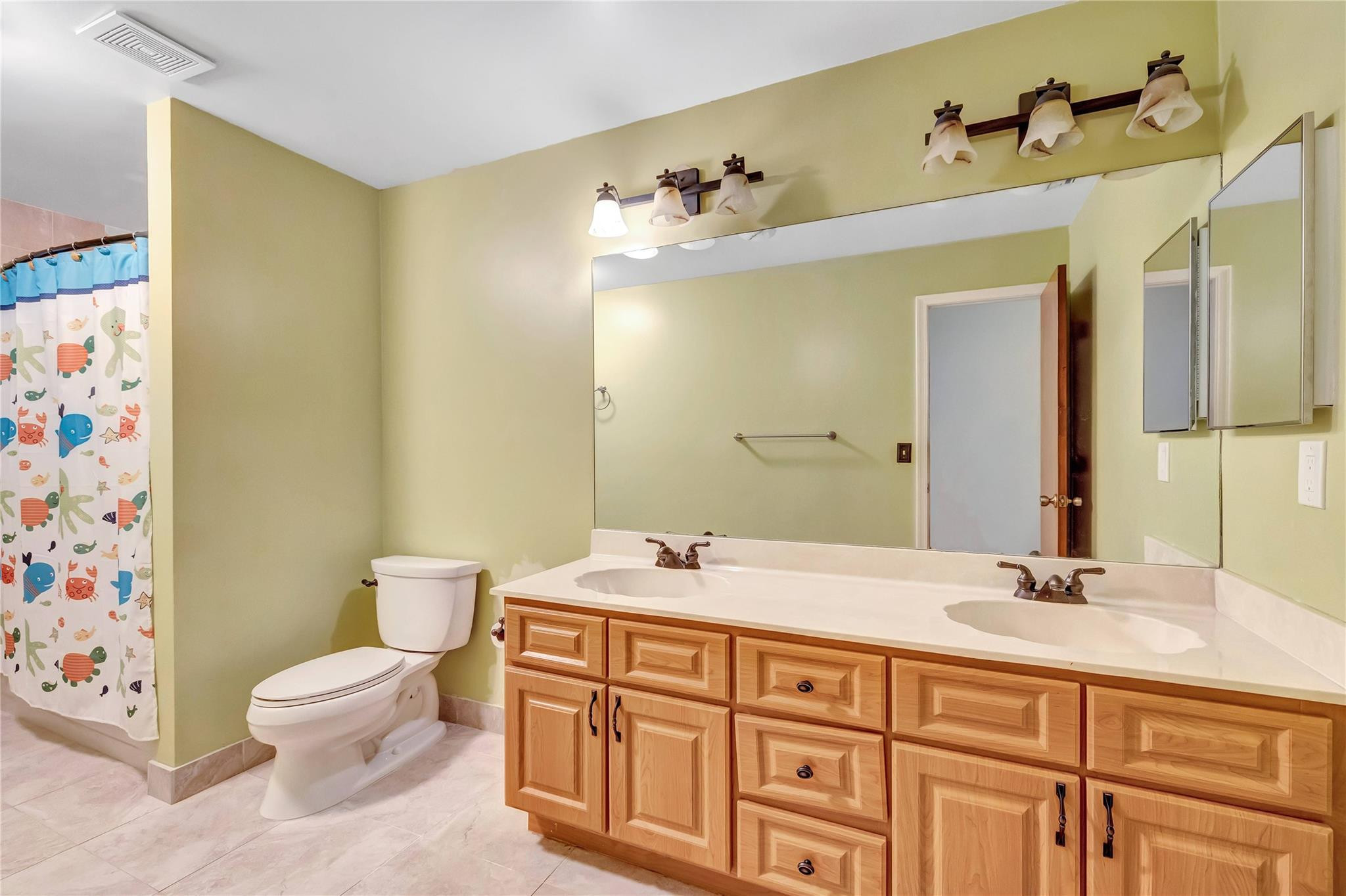 5133 NW 84th Rd