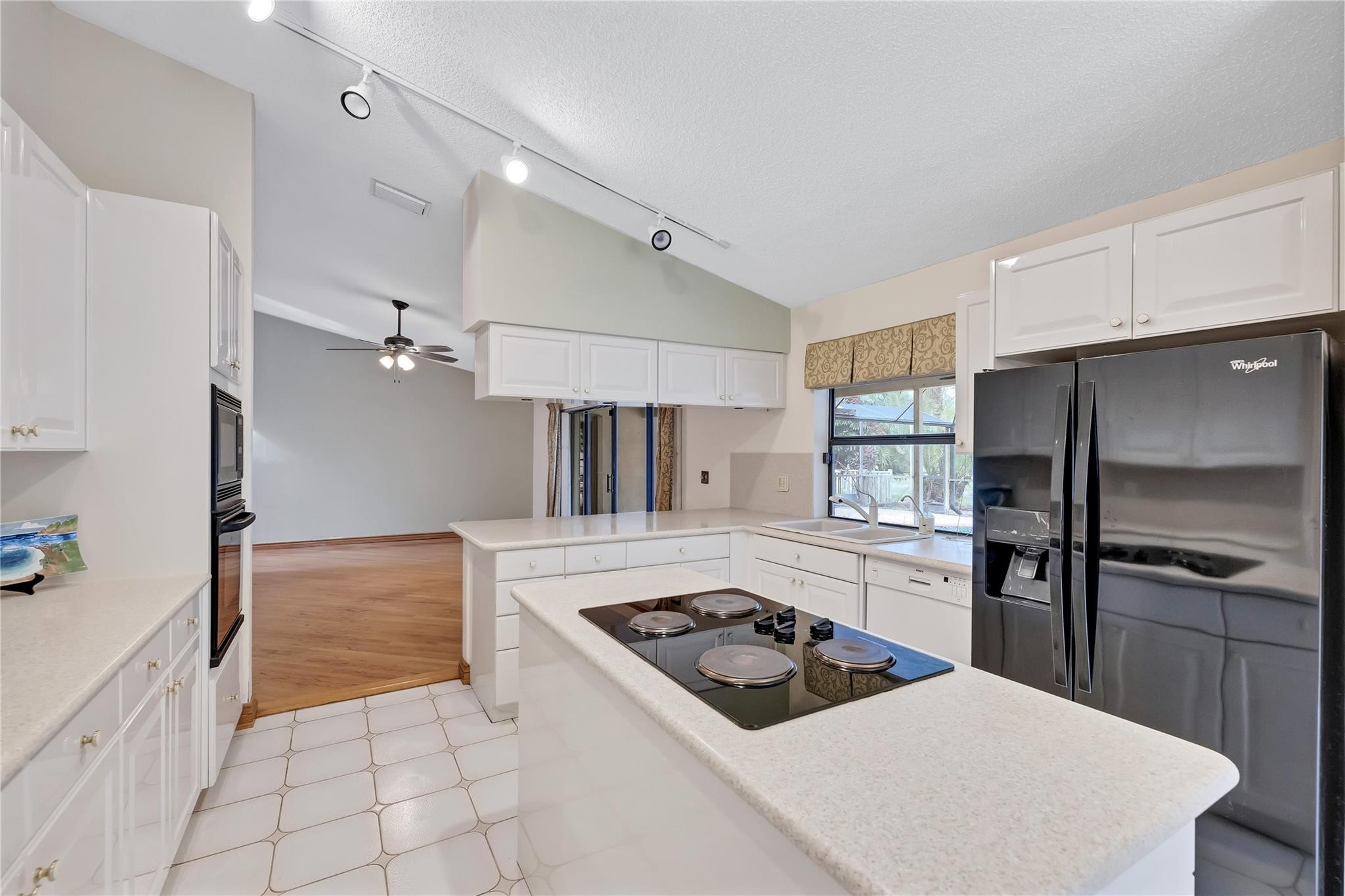 5133 NW 84th Rd