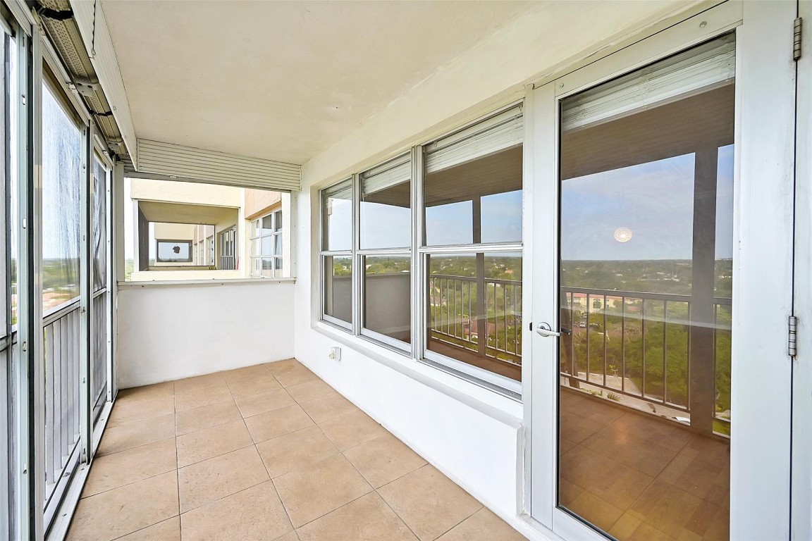 10777 W Sample Rd Unit: 1010