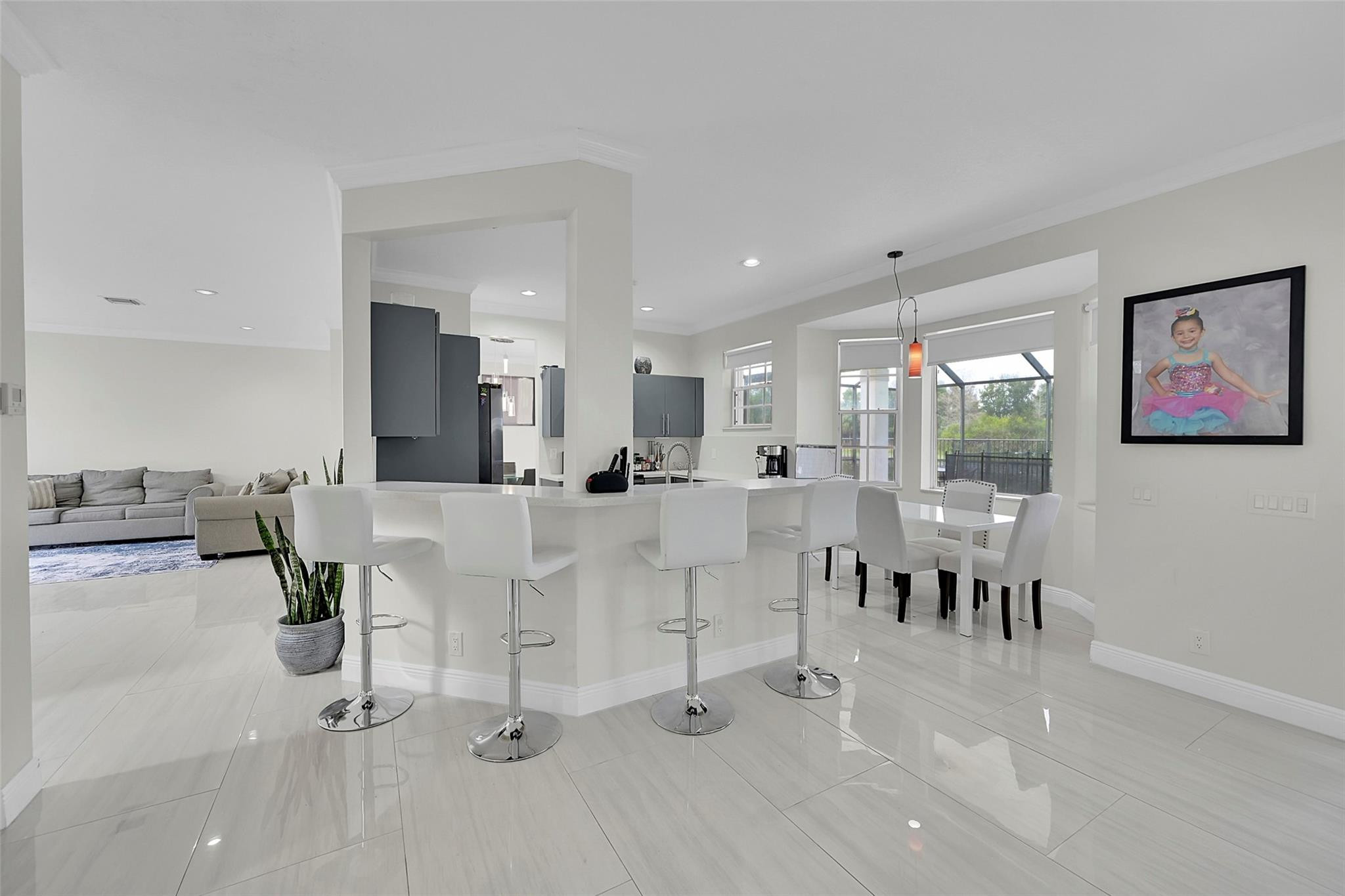 2793 Oakbrook Dr