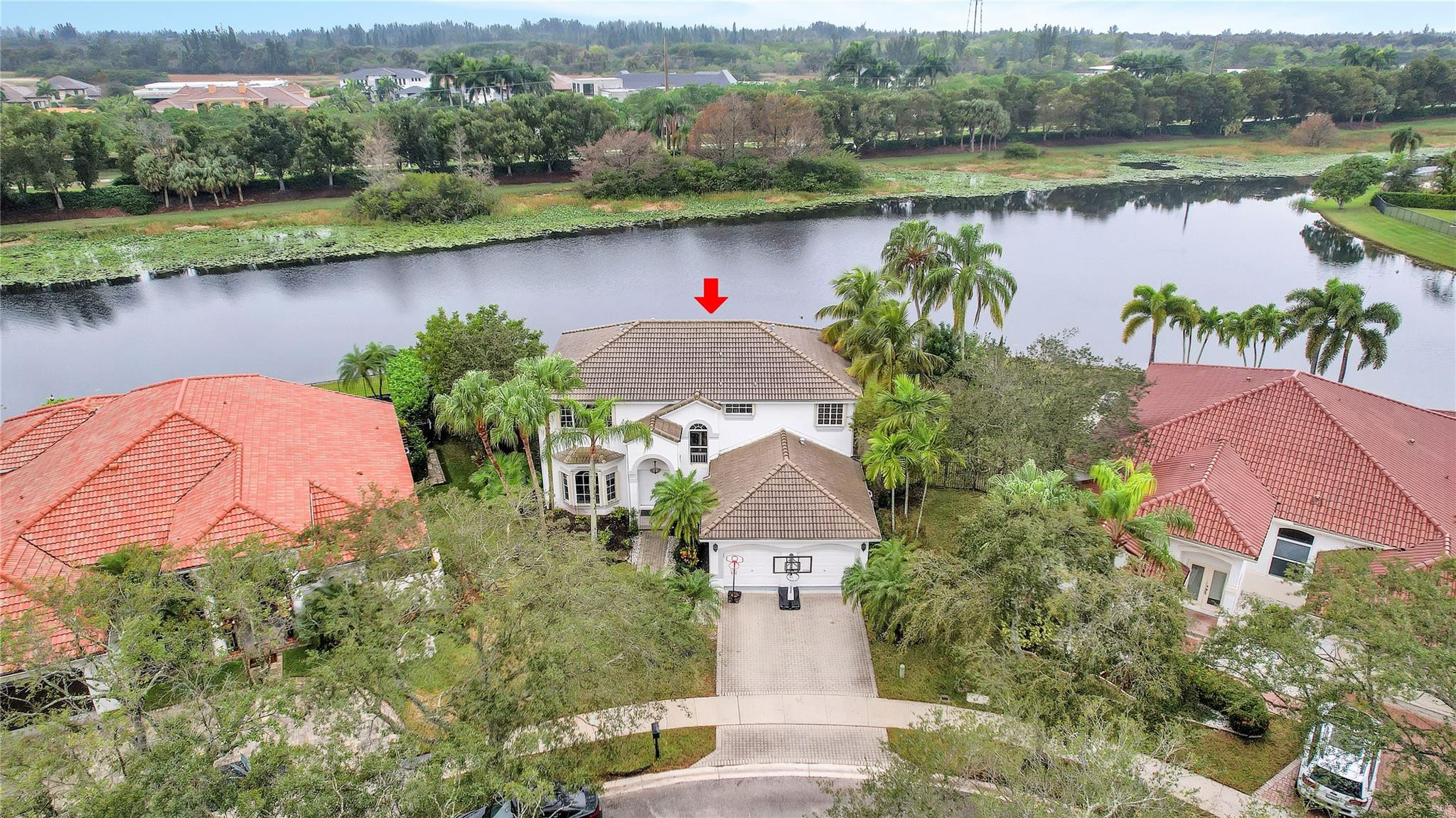 2793 Oakbrook Dr