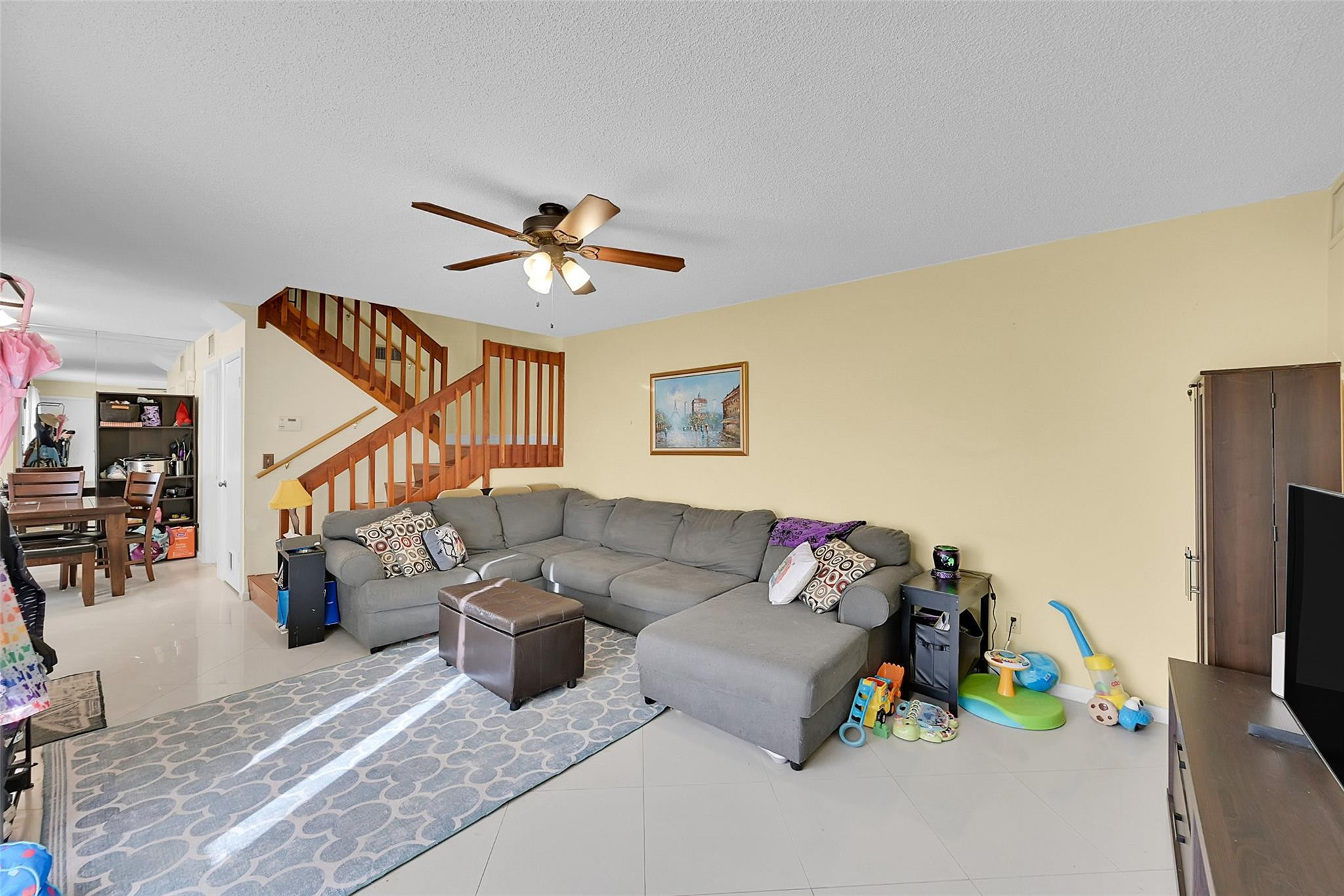 5983 NW 55th Ln Unit: 5983