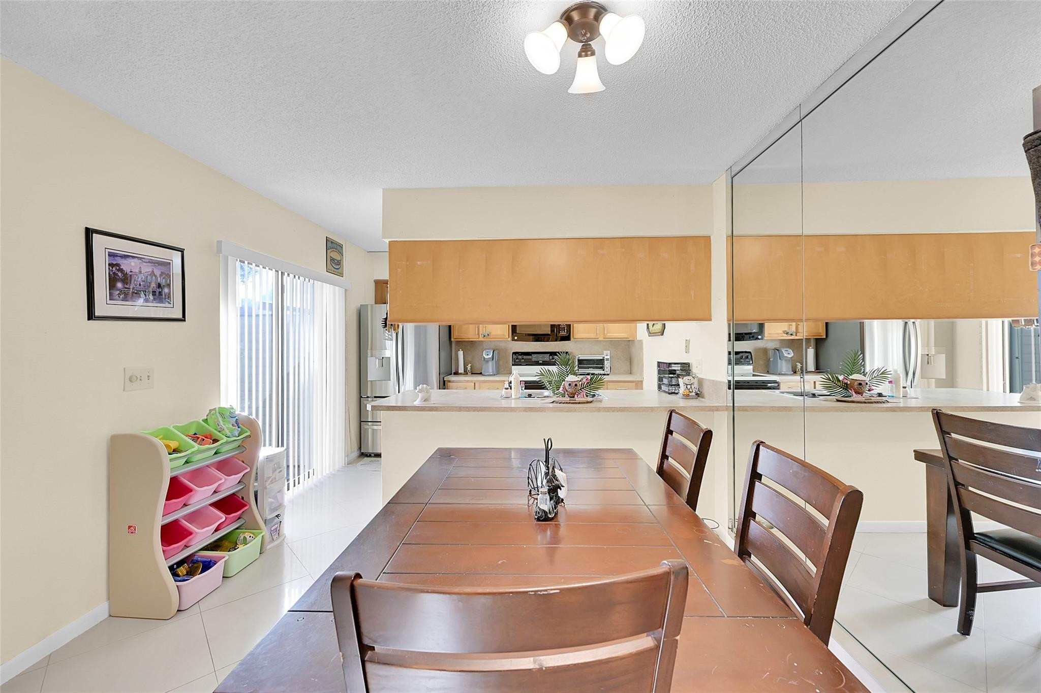 5983 NW 55th Ln Unit: 5983