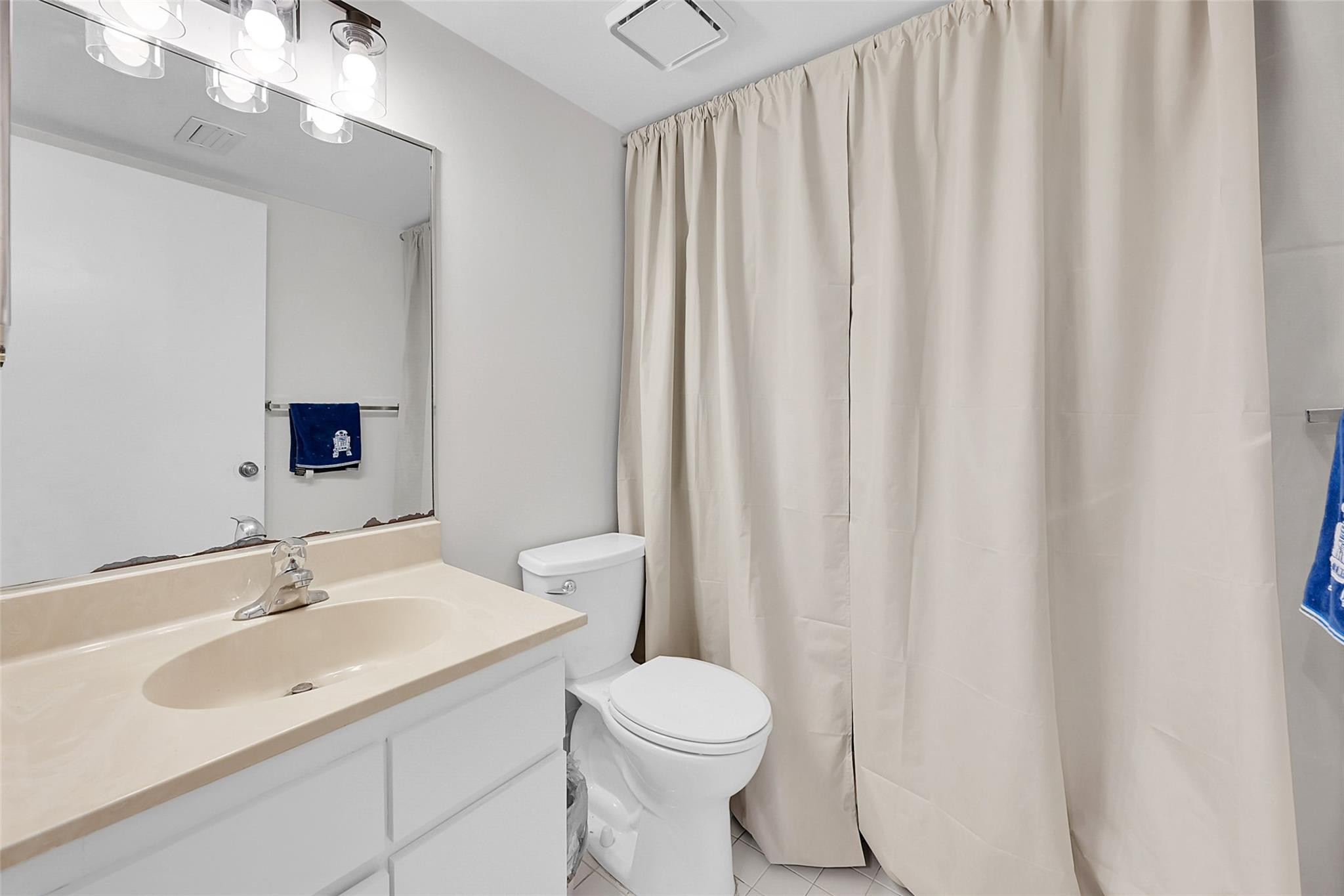 5983 NW 55th Ln Unit: 5983