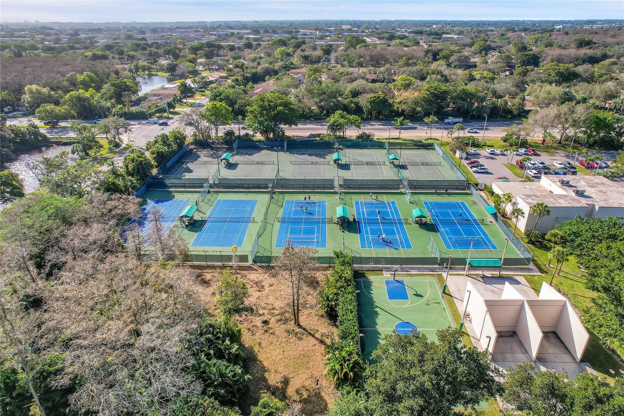 2567 NW 42nd Ave Unit: 1203