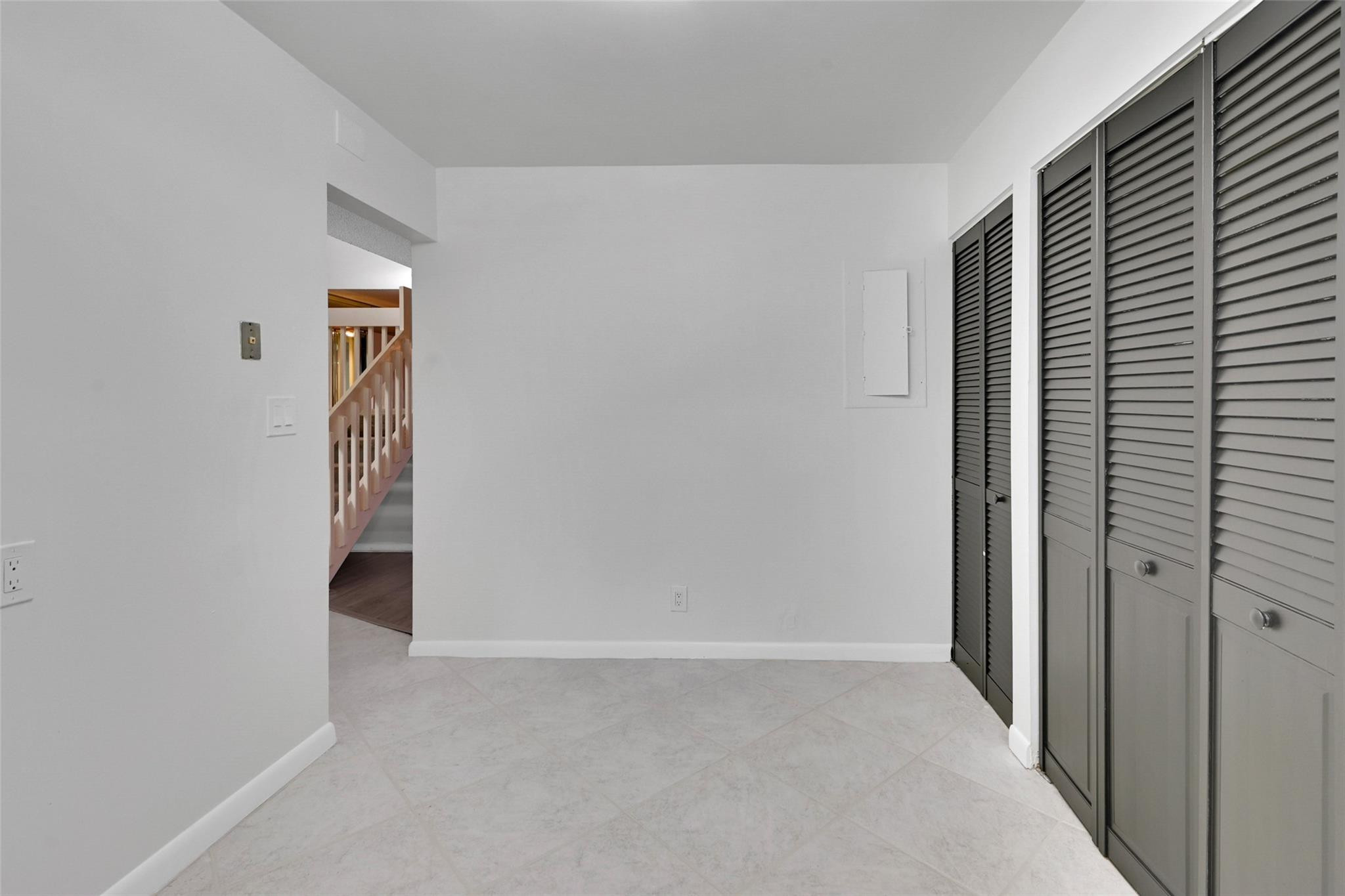 2567 NW 42nd Ave Unit: 1203