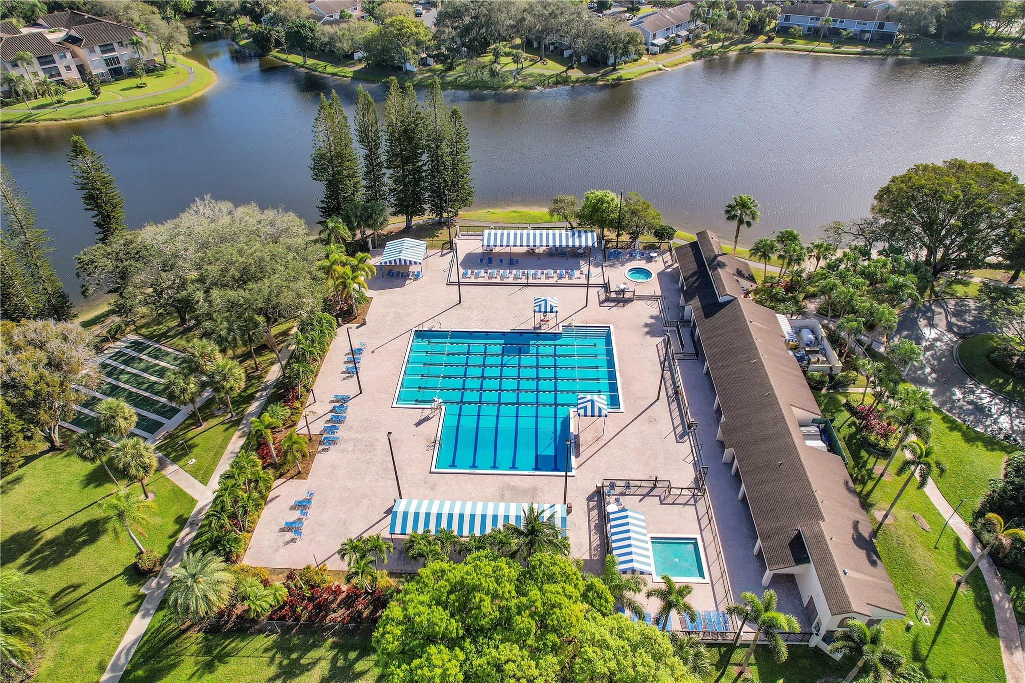 2567 NW 42nd Ave Unit: 1203