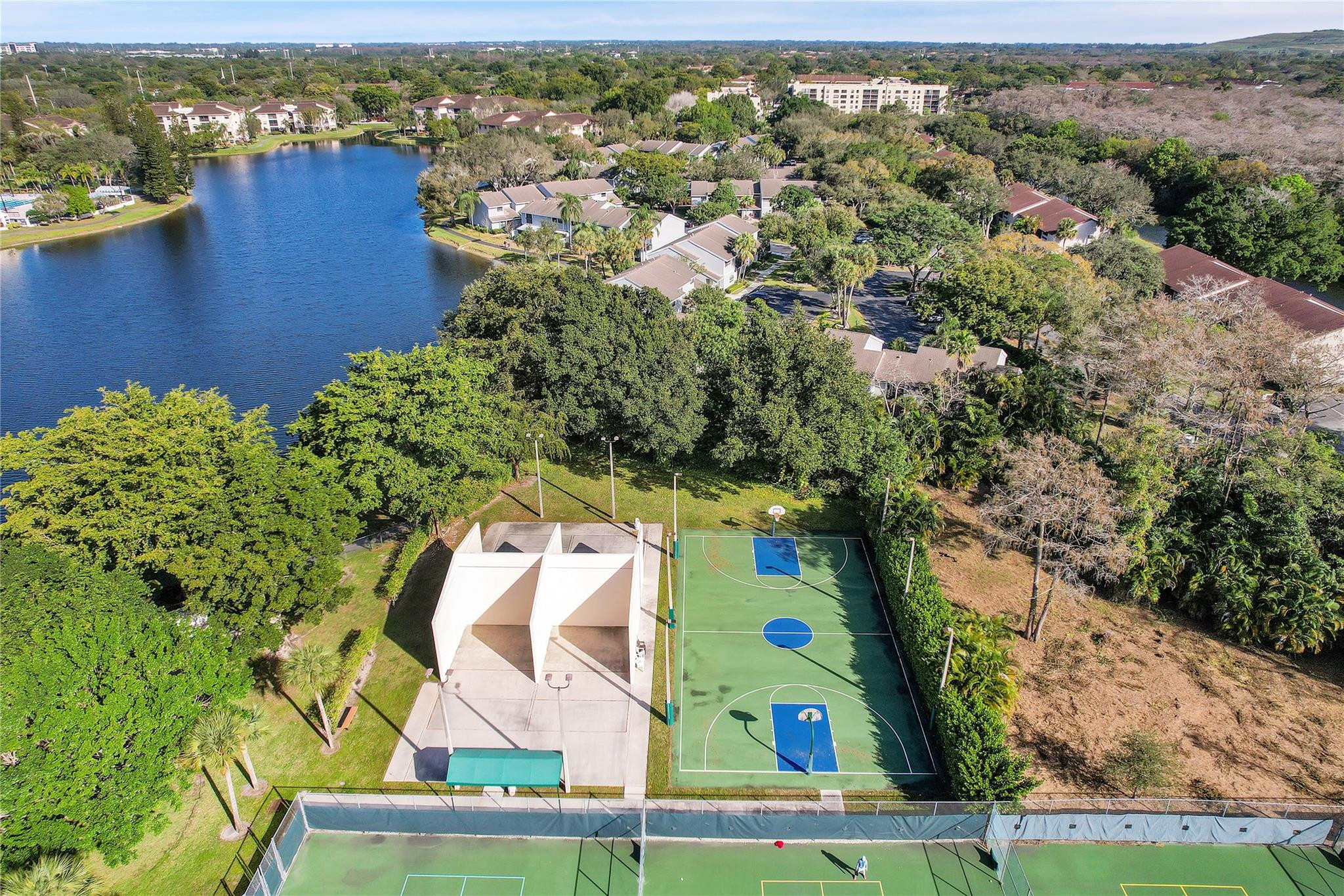 2567 NW 42nd Ave Unit: 1203