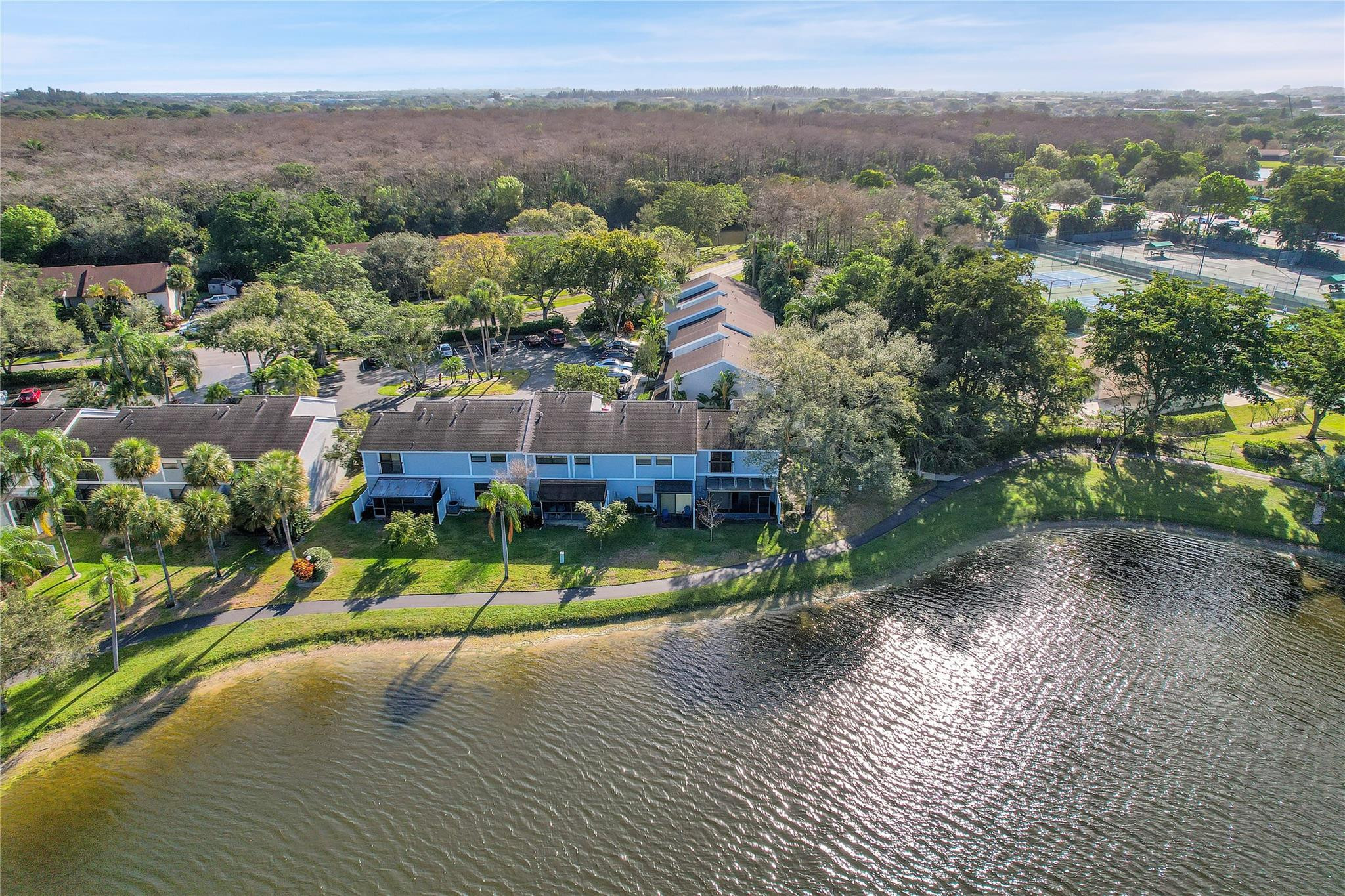 2567 NW 42nd Ave Unit: 1203