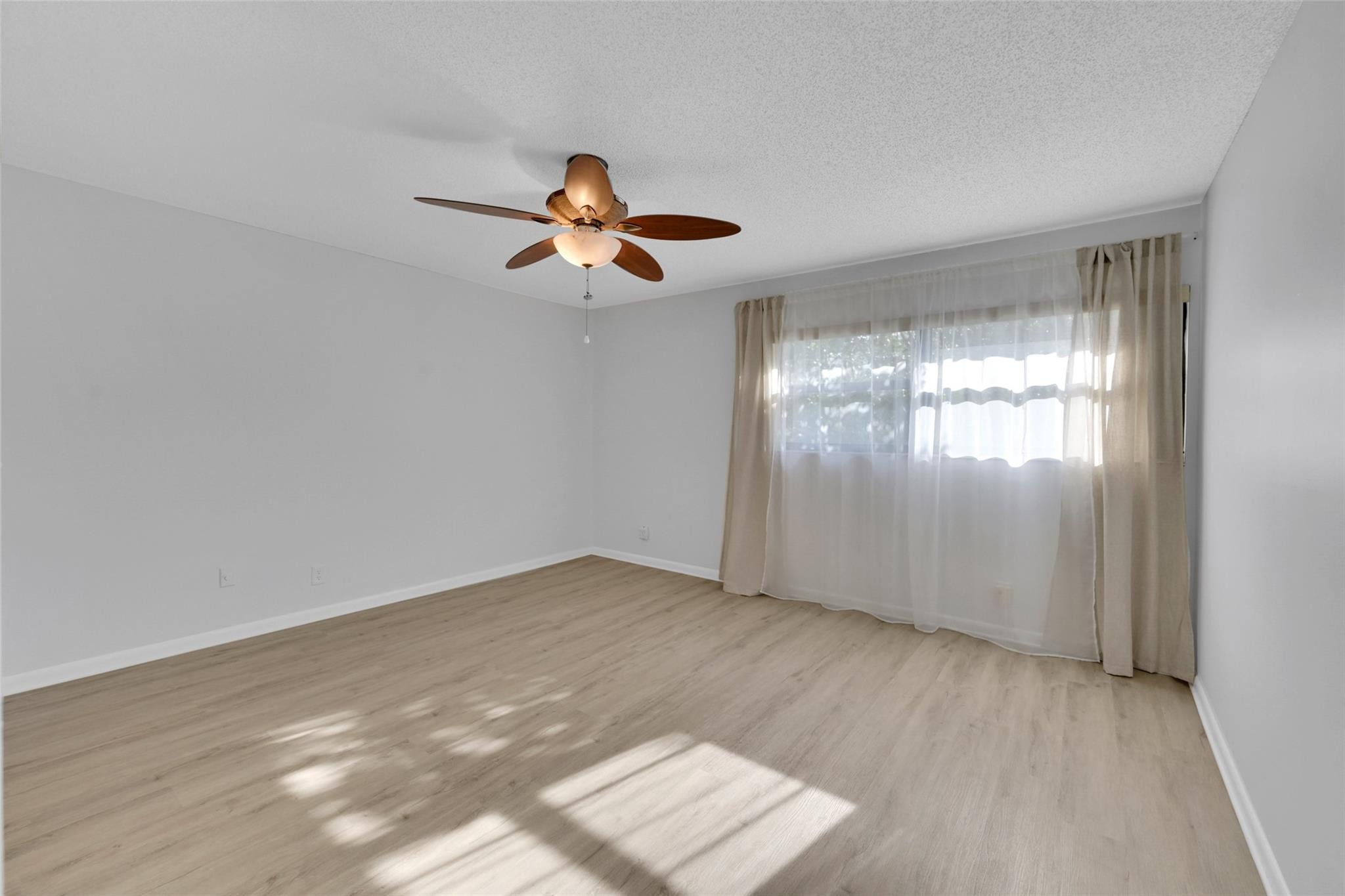 2567 NW 42nd Ave Unit: 1203