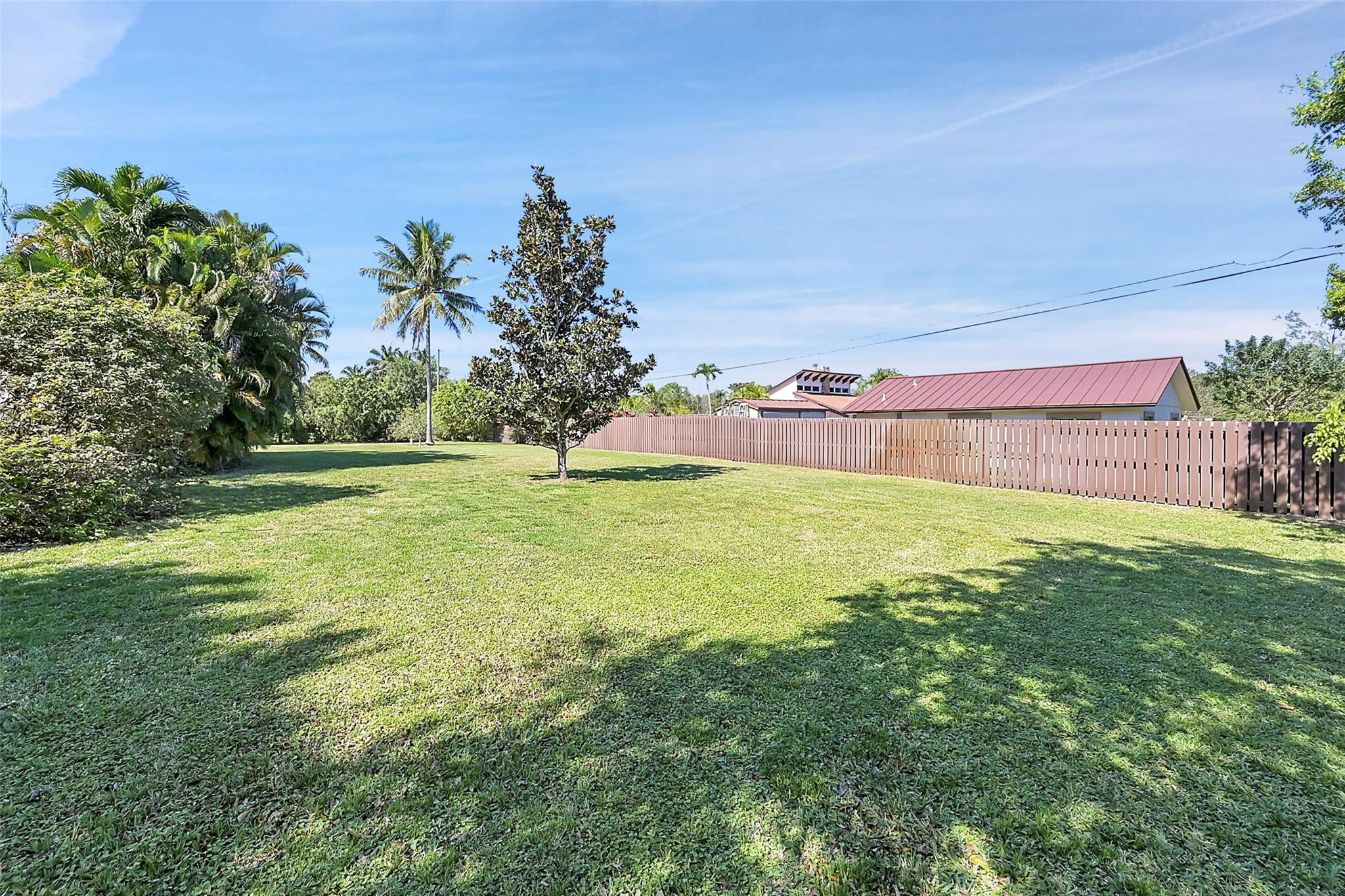 4575 Glenwood Dr