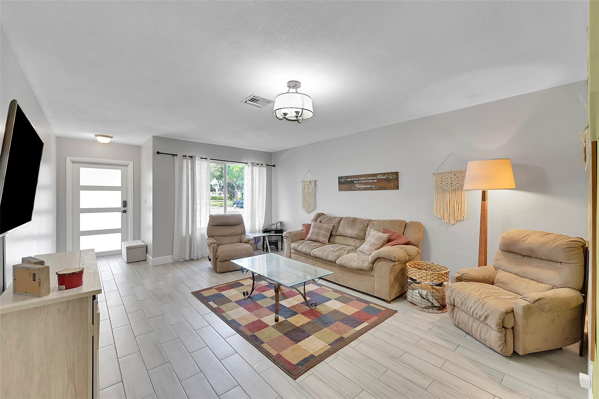 2593 NW 82nd Terrace