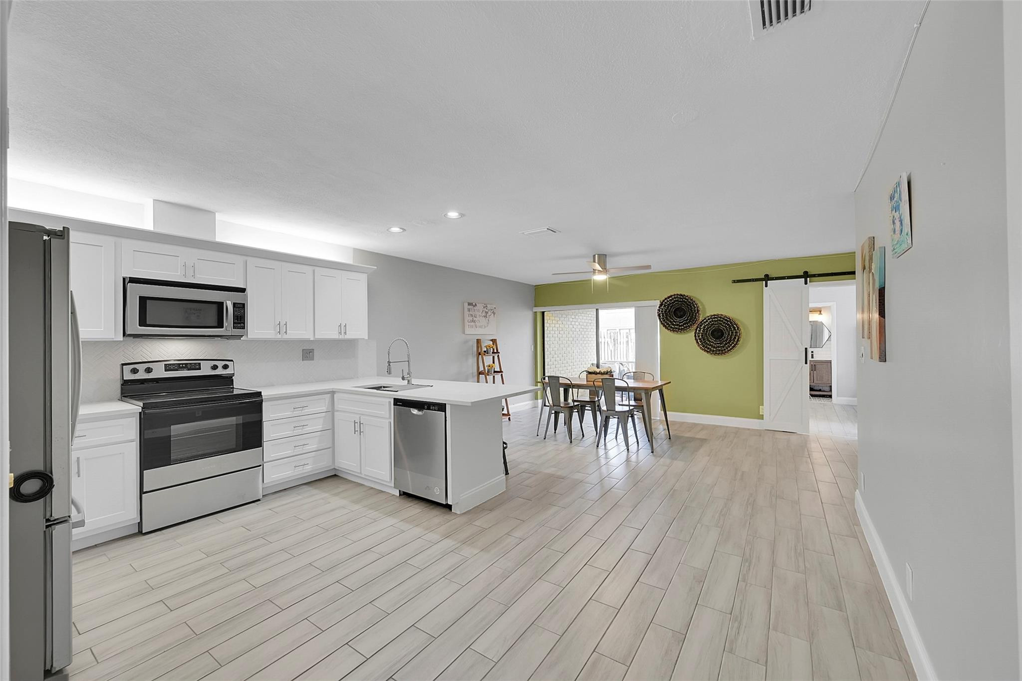 2593 NW 82nd Terrace