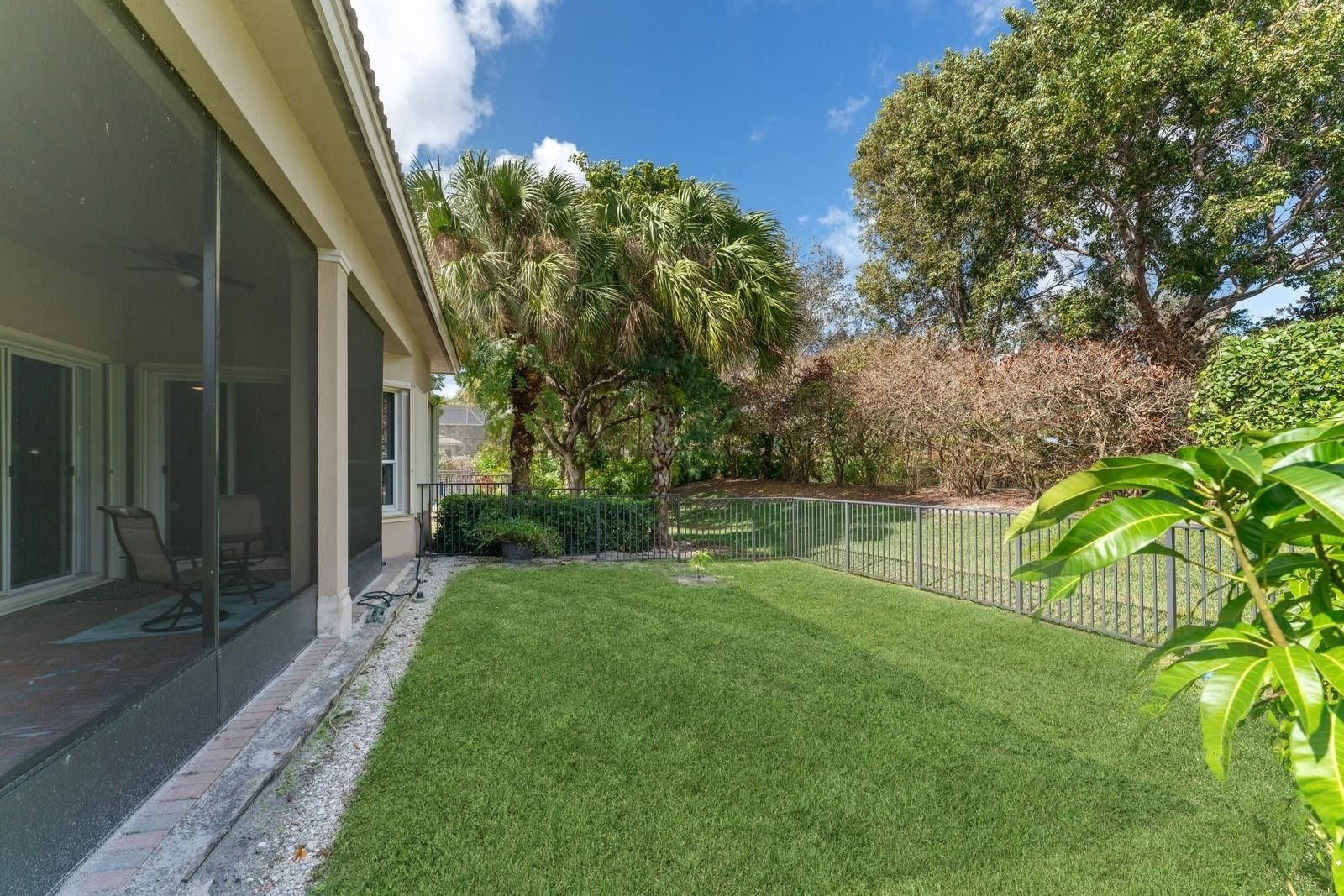 12311 NW 78th Mnr