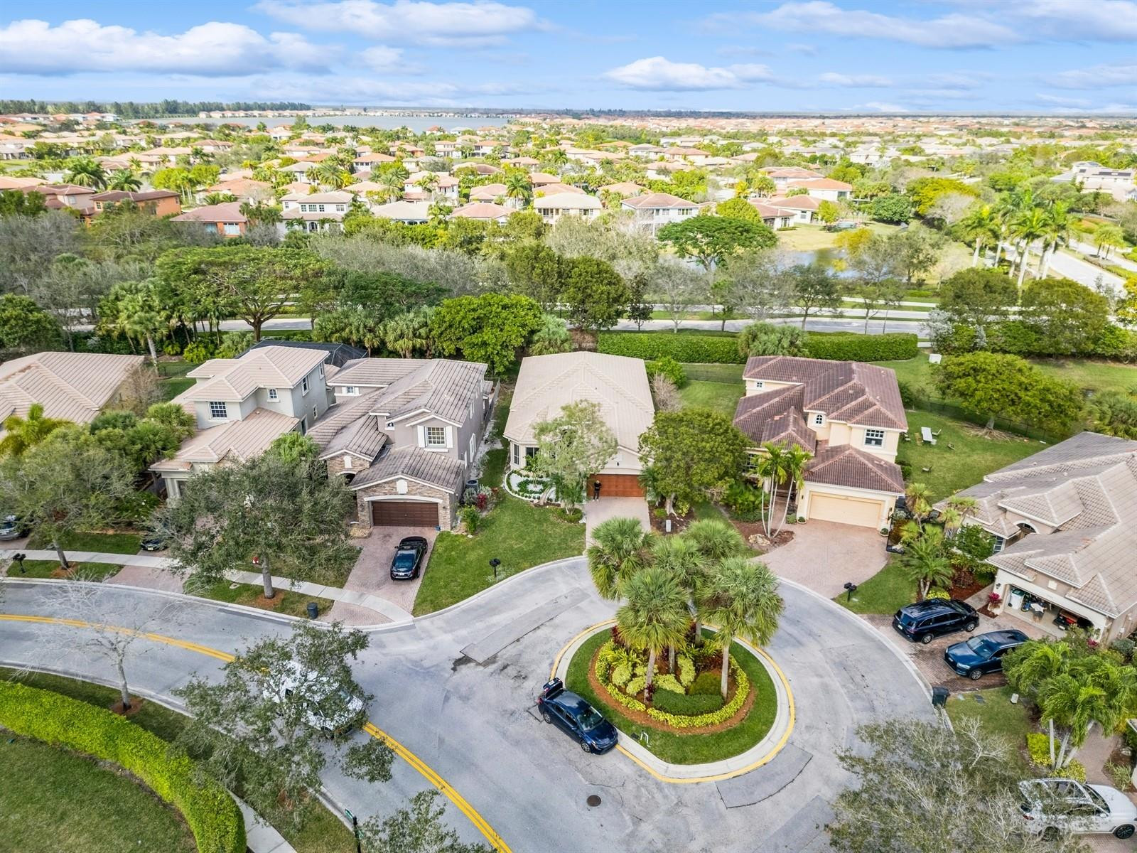 12311 NW 78th Mnr