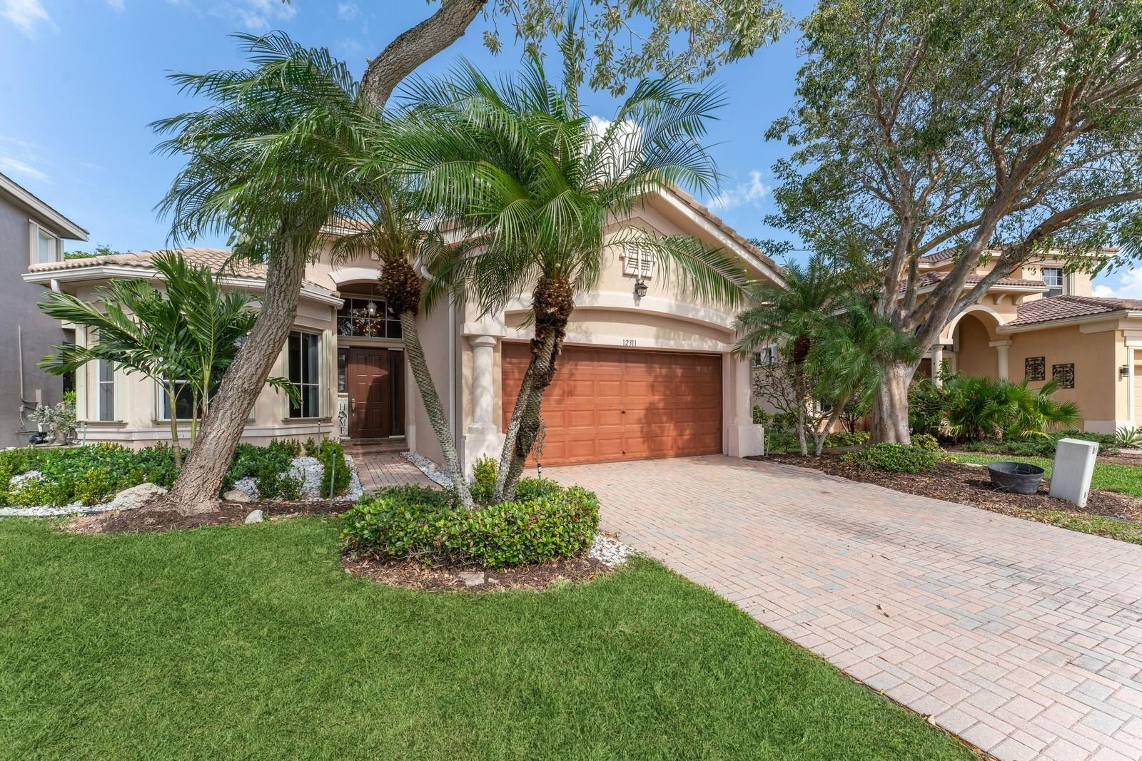 12311 NW 78th Mnr
