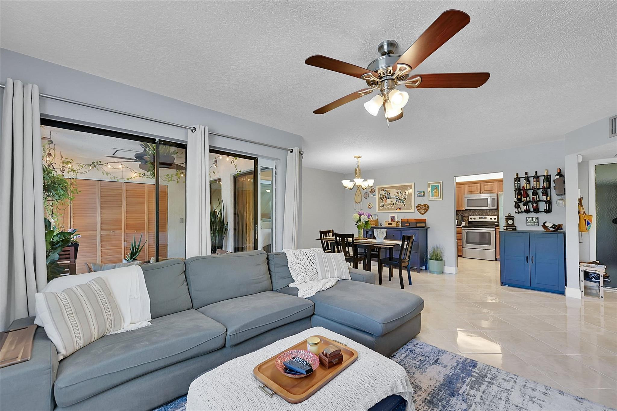 3819 NW 35th St Unit: 1542