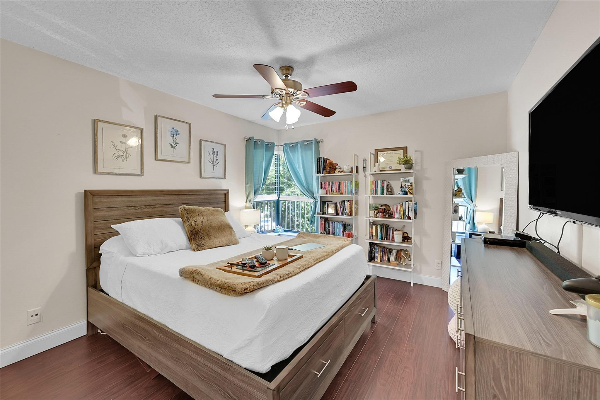 3819 NW 35th St Unit: 1542