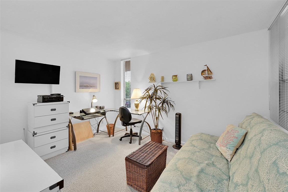 6618 Coral Lake Dr Unit: 206