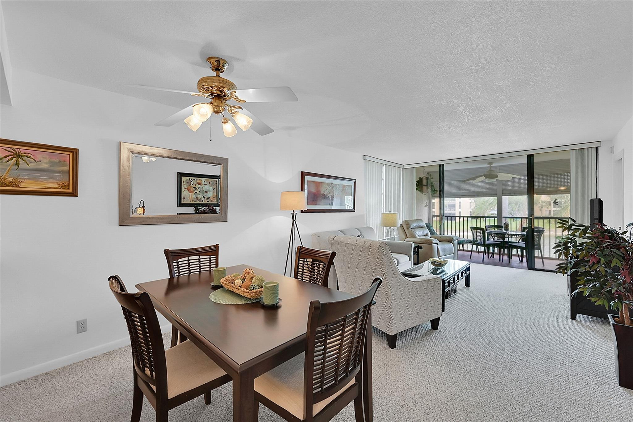 6618 Coral Lake Dr Unit: 206