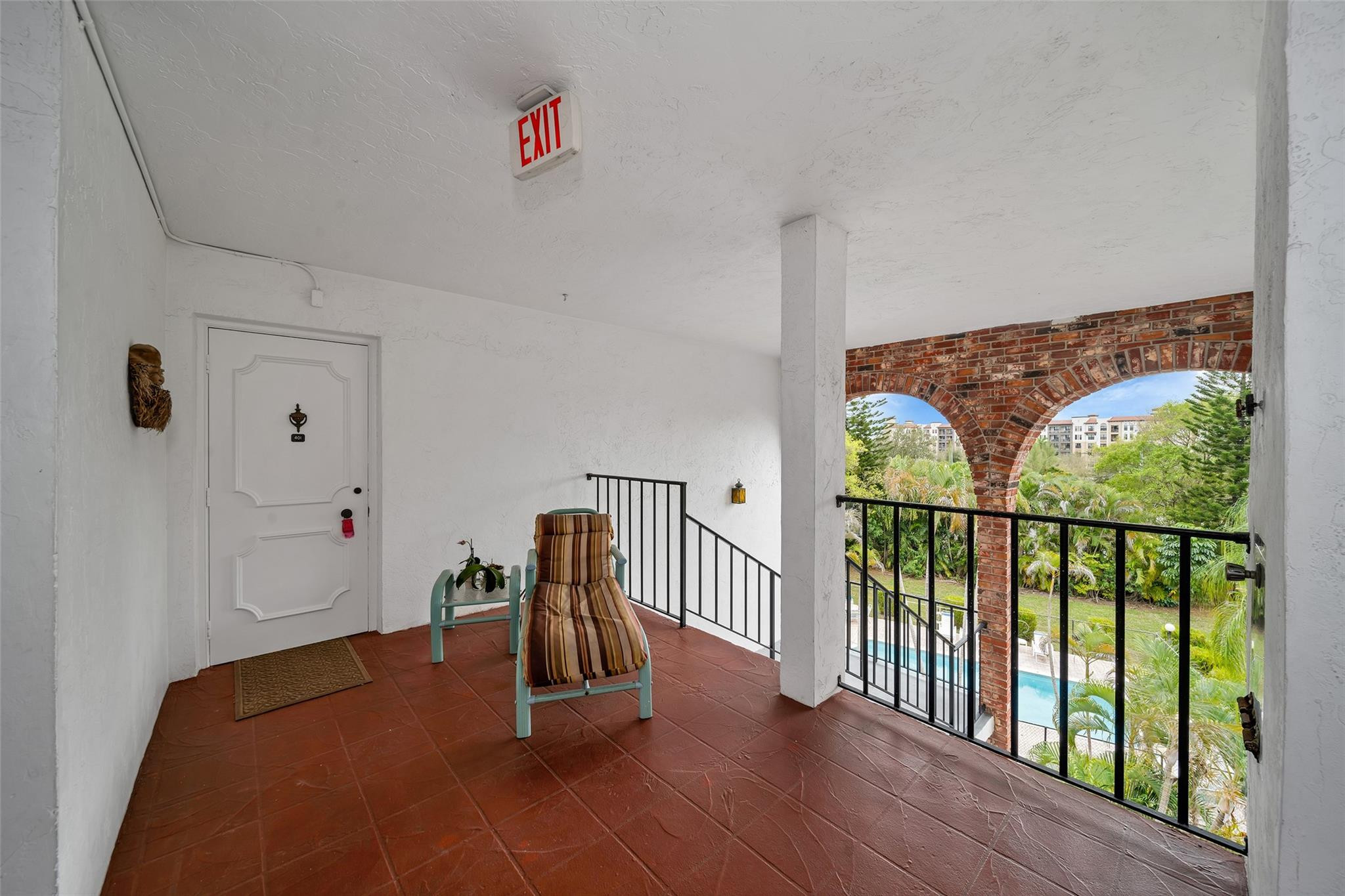 3910 NE Crystal Lake Dr Unit: 401