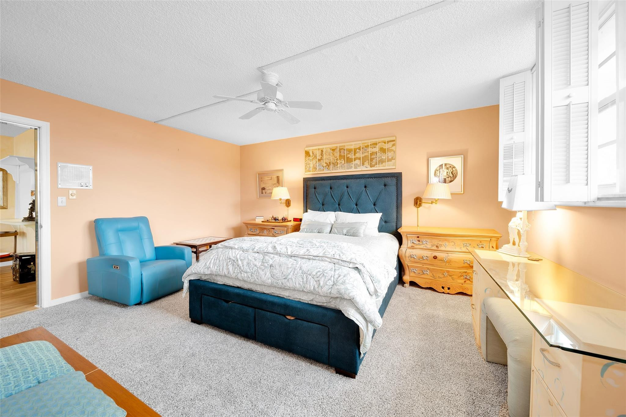 3910 NE Crystal Lake Dr Unit: 401