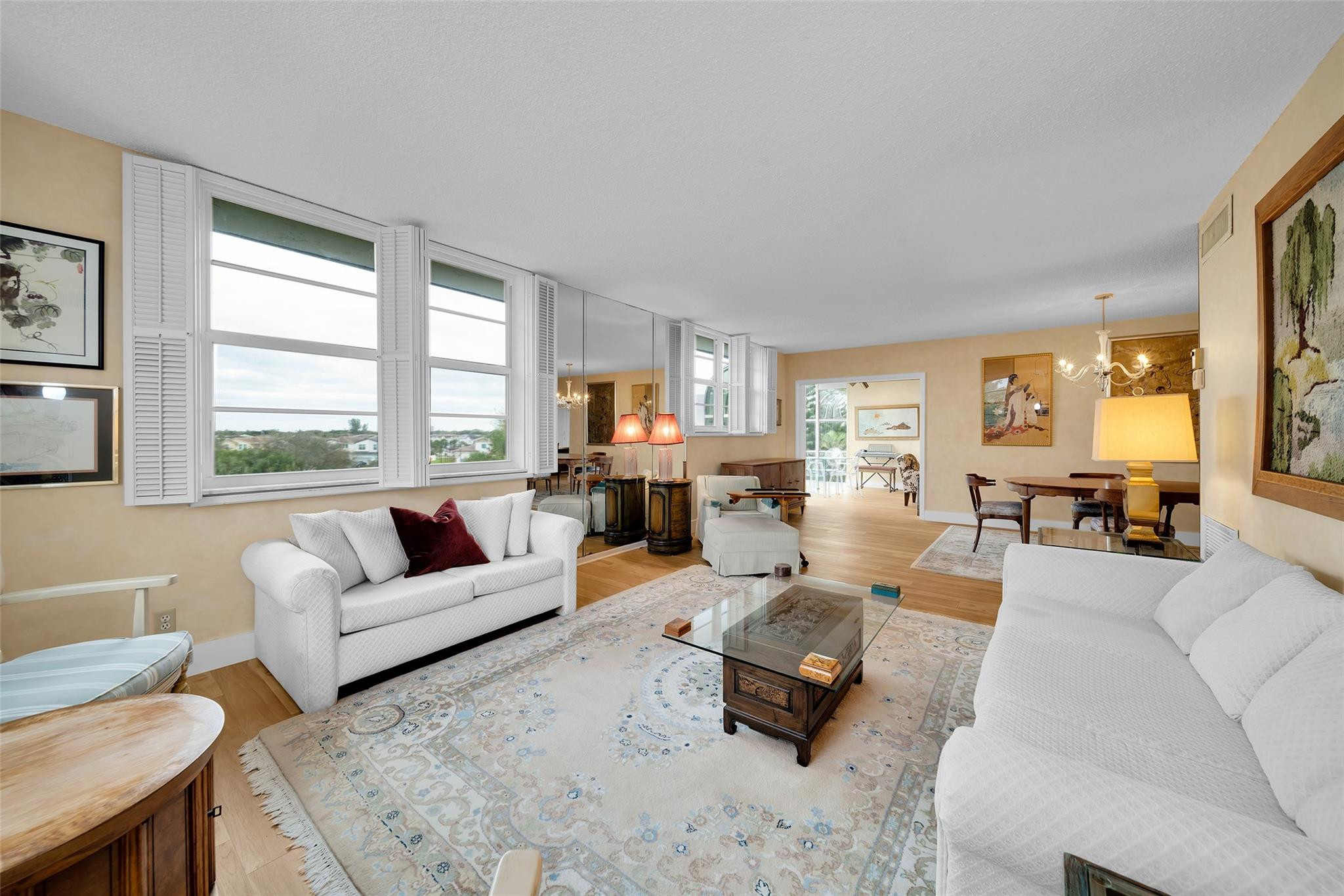 3910 NE Crystal Lake Dr Unit: 401