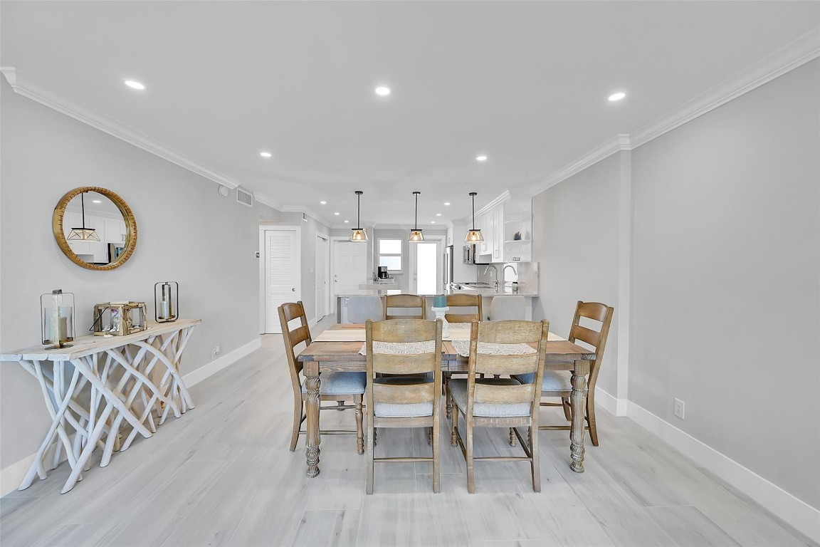 750 N Ocean Blvd 1705