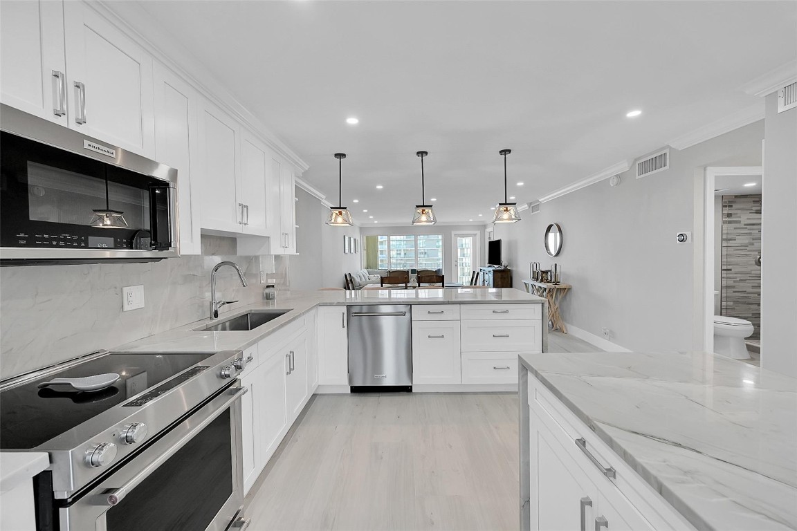 750 N Ocean Blvd 1705