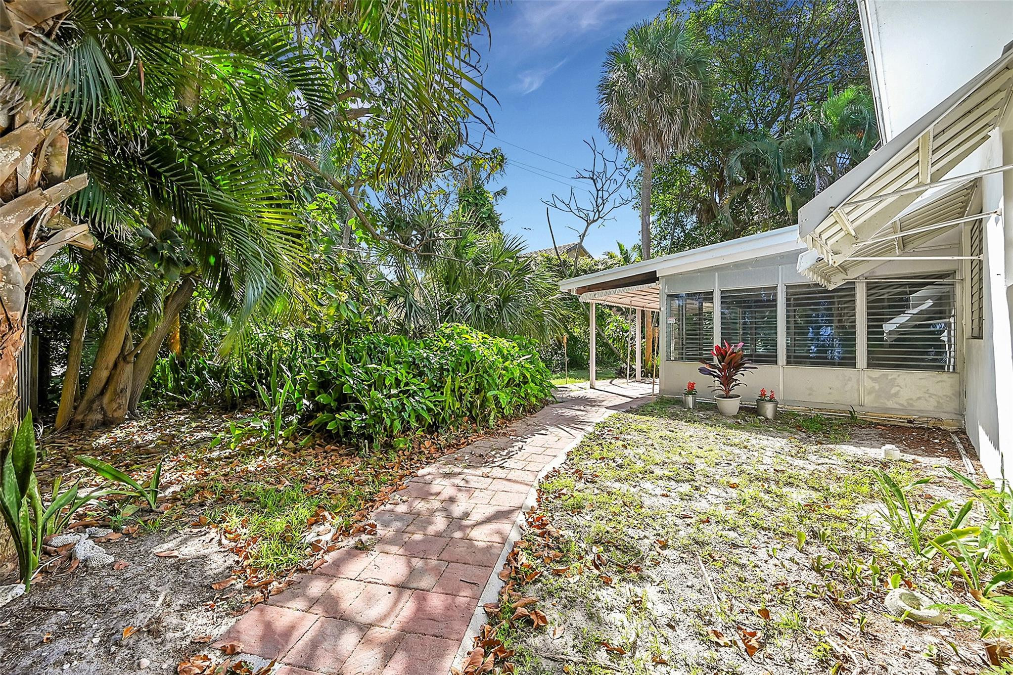 1672 Bel Air Ave