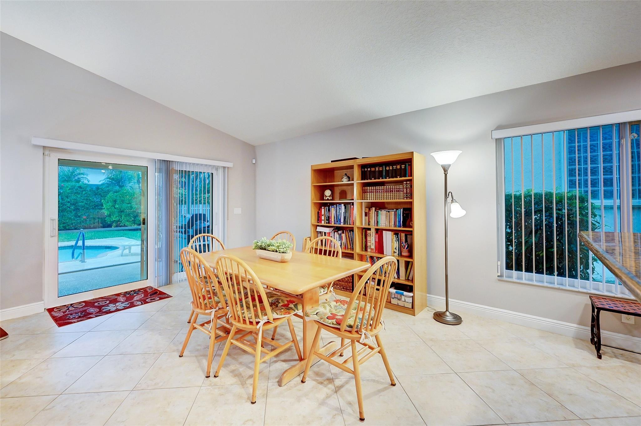 11210 NW 52nd St