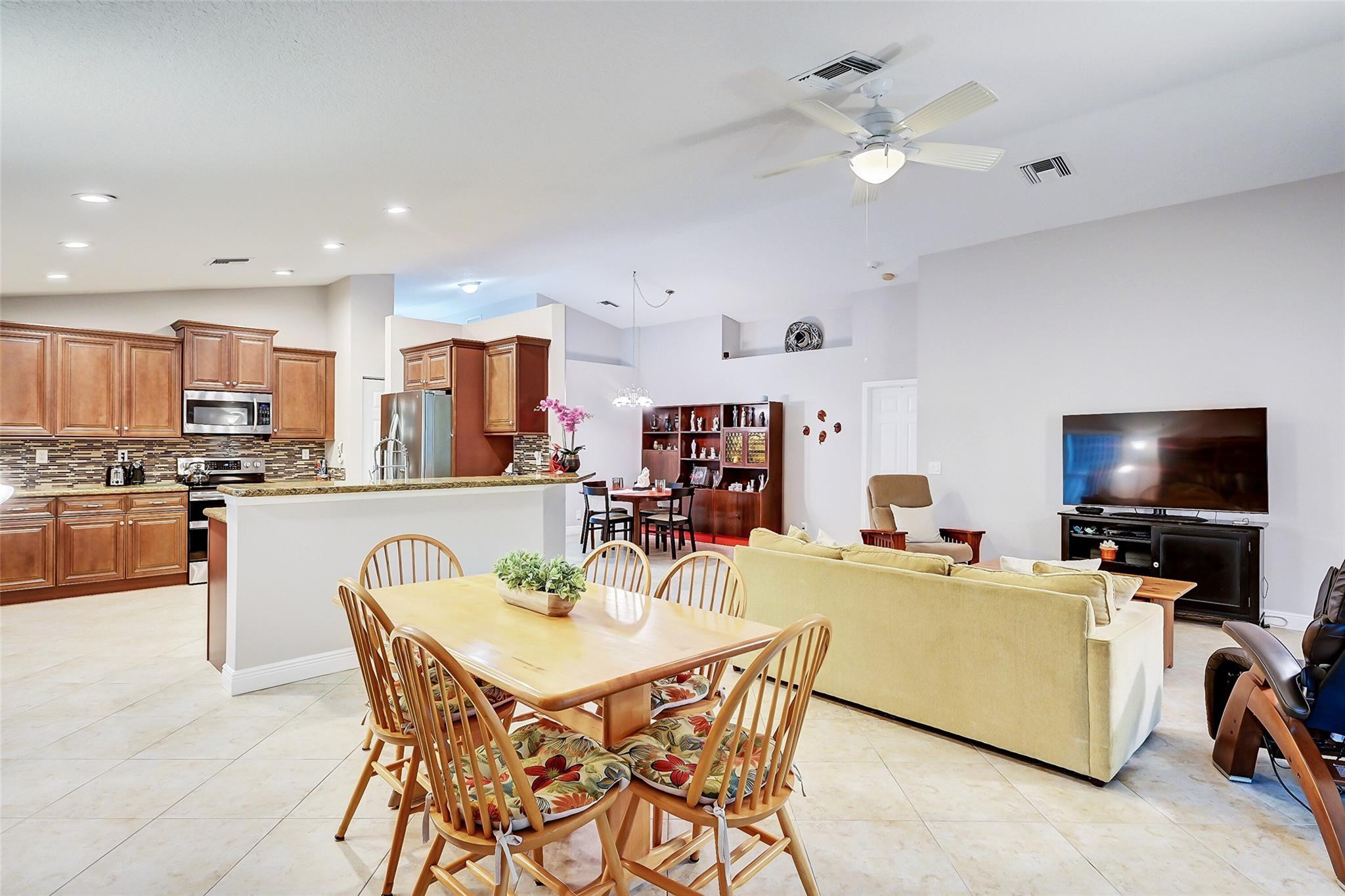 11210 NW 52nd St