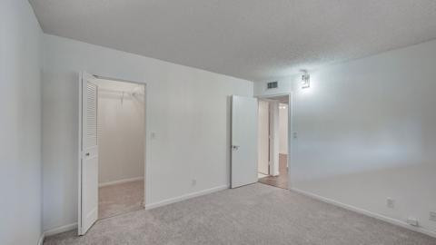 3501 Inverrary 207